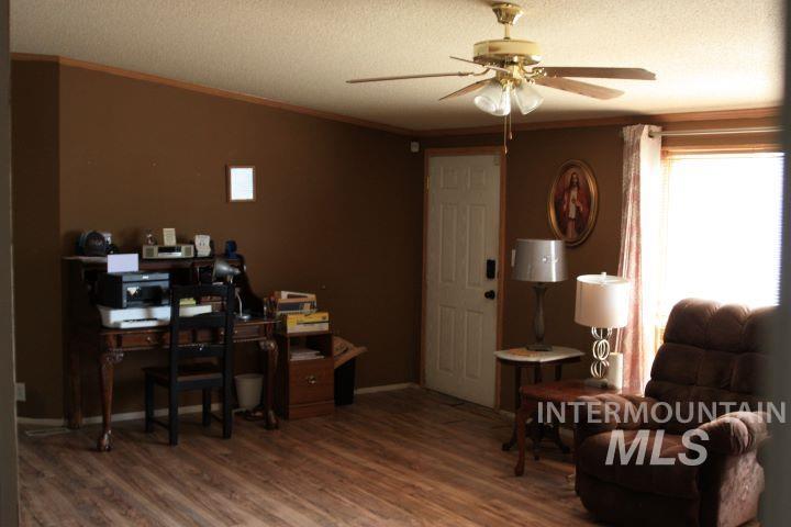 2984 E 990 S, Hazelton, Idaho 83335, 4 Bedrooms, 2 Bathrooms, Residential For Sale, Price $275,000, 98962077