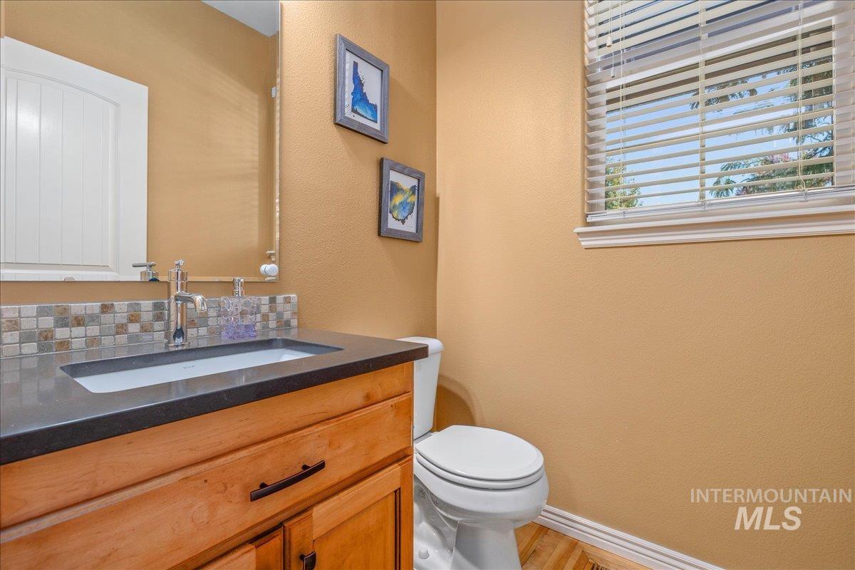 2915 S Nephrite Way, Meridian, Idaho 83642-3165, 4 Bedrooms, 2.5 Bathrooms, Residential For Sale, Price $599,000, 98962088