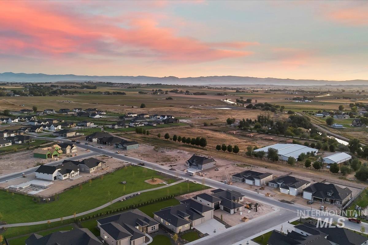 7149 E Chicken Hawk Loop, Nampa, Idaho 83686, 3 Bedrooms, 2 Bathrooms, Residential For Sale, Price $929,900, 98962090