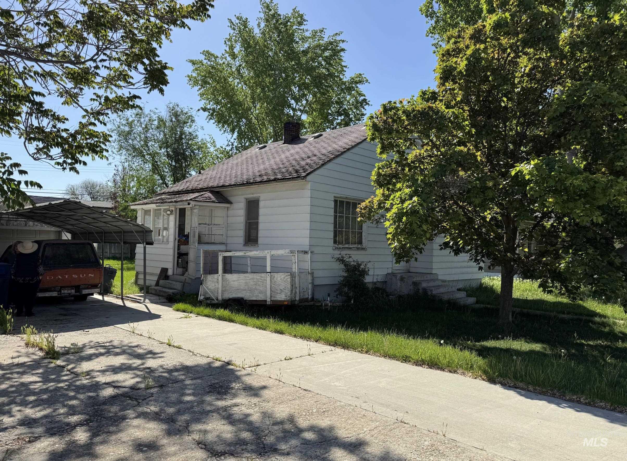 16 Canyon St, Nampa, Idaho 83651, 3 Bedrooms, 1 Bathroom, Residential For Sale, Price $185,000, 98962096