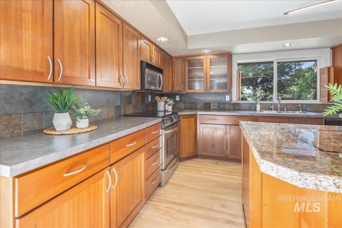 11225 W Camas St., Boise, Idaho 83709, 3 Bedrooms, 2 Bathrooms, Residential For Sale, Price $549,000, 98962098