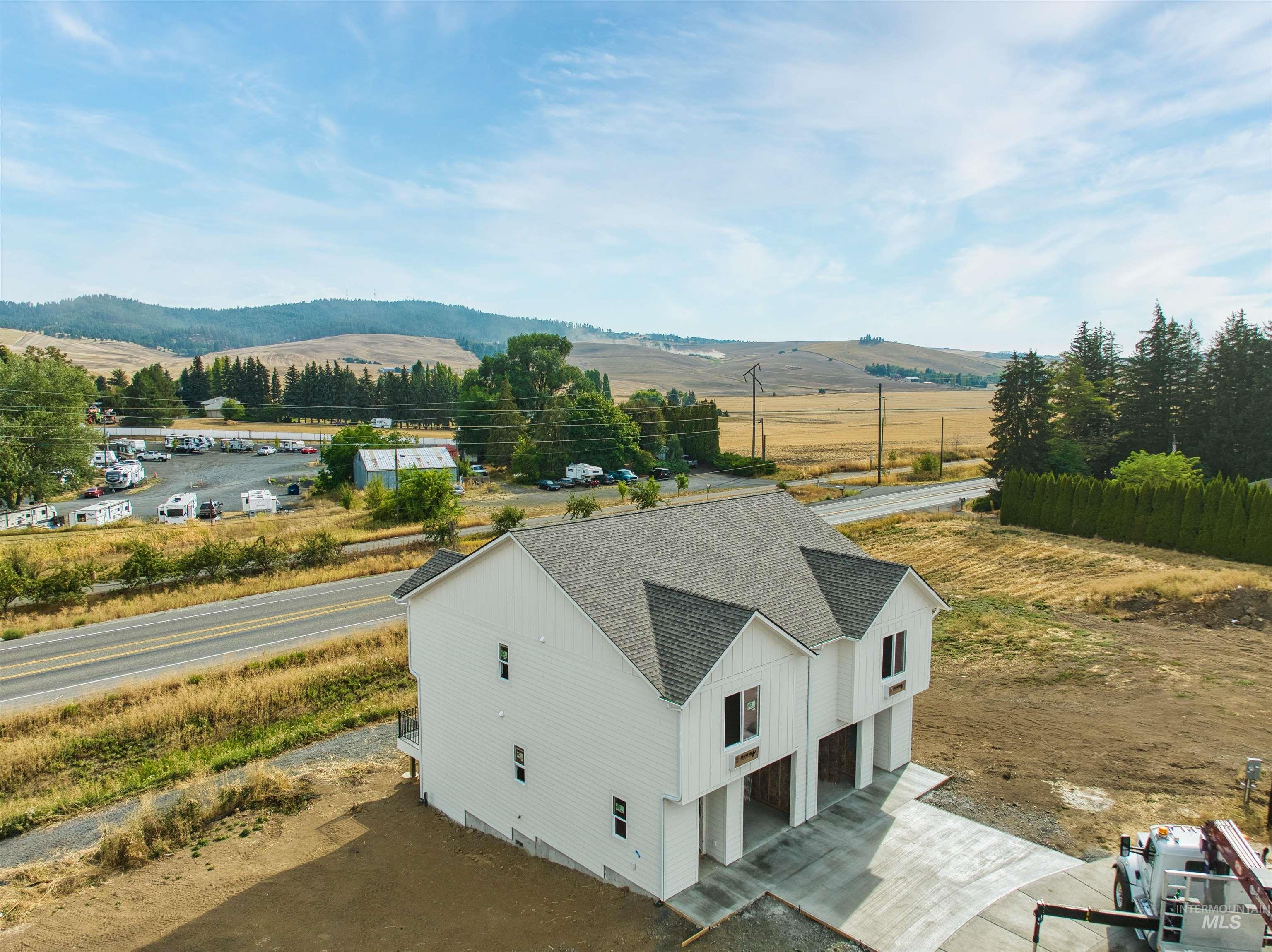 2815 Cyprus, Moscow, Idaho 83843, 3 Bedrooms, 2.5 Bathrooms, Residential Income For Sale, Price $665,000, 98962103