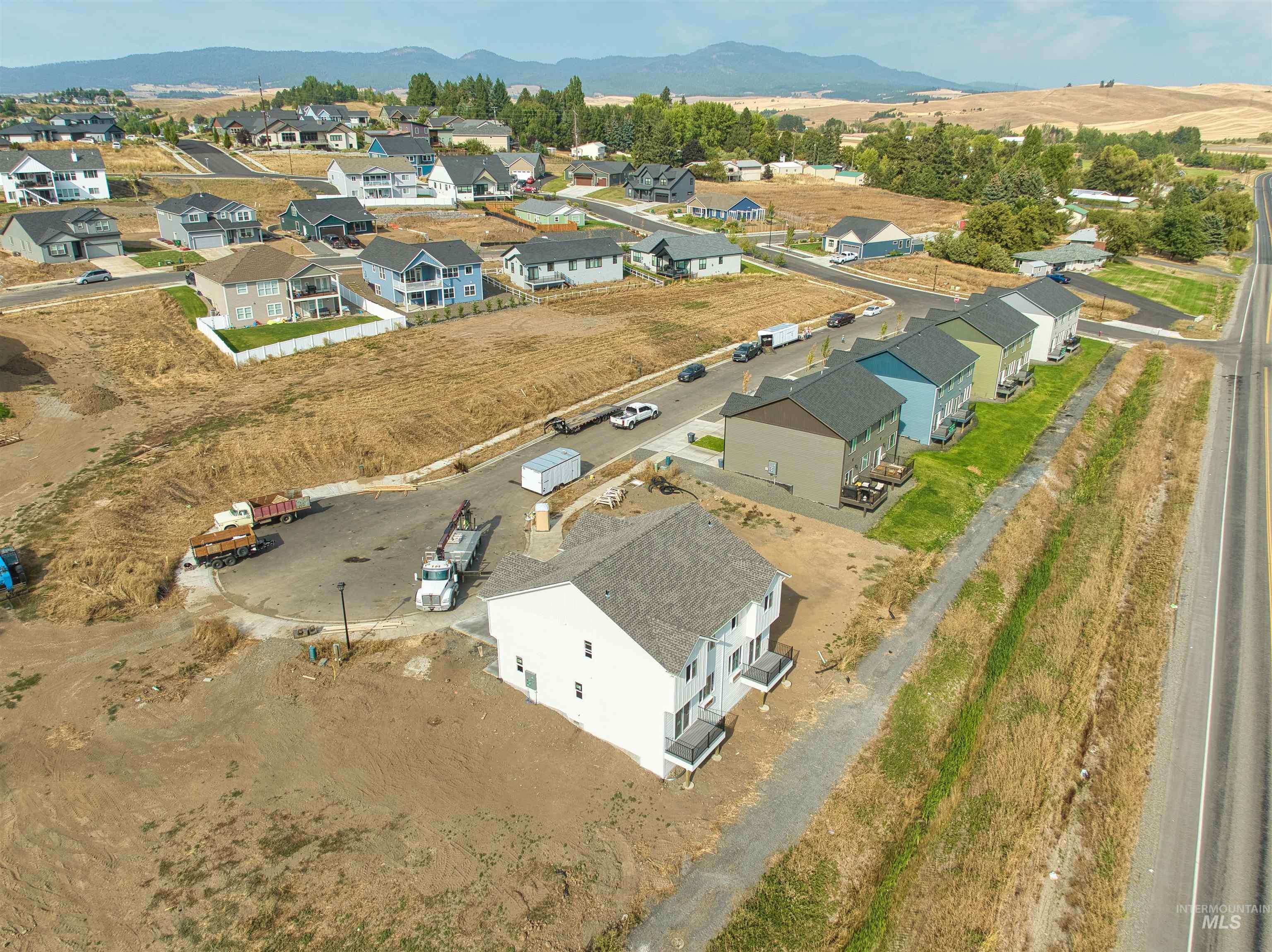 2815 Cyprus, Moscow, Idaho 83843, 3 Bedrooms, 2.5 Bathrooms, Residential Income For Sale, Price $665,000, 98962103