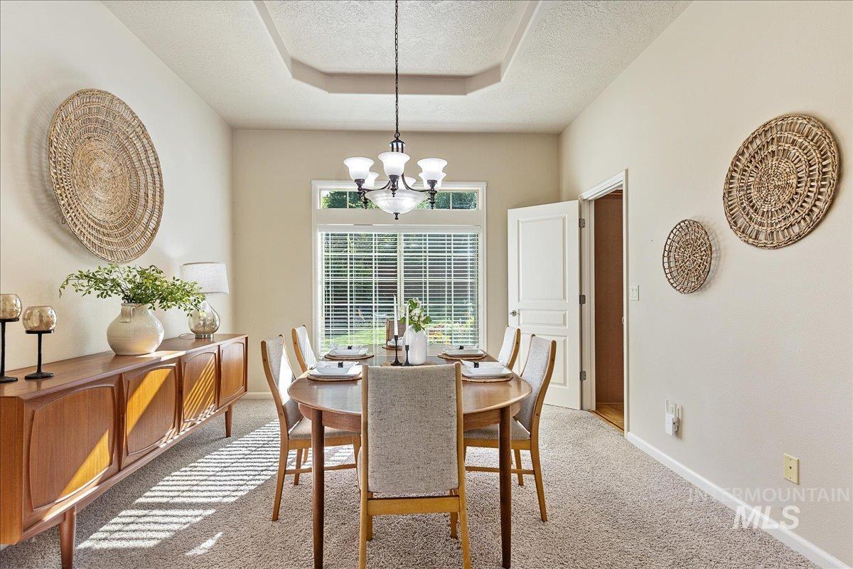 177 E Knoll Ct, Eagle, Idaho 83616-6911, 4 Bedrooms, 2.5 Bathrooms, Residential For Sale, Price $769,900, 98962106