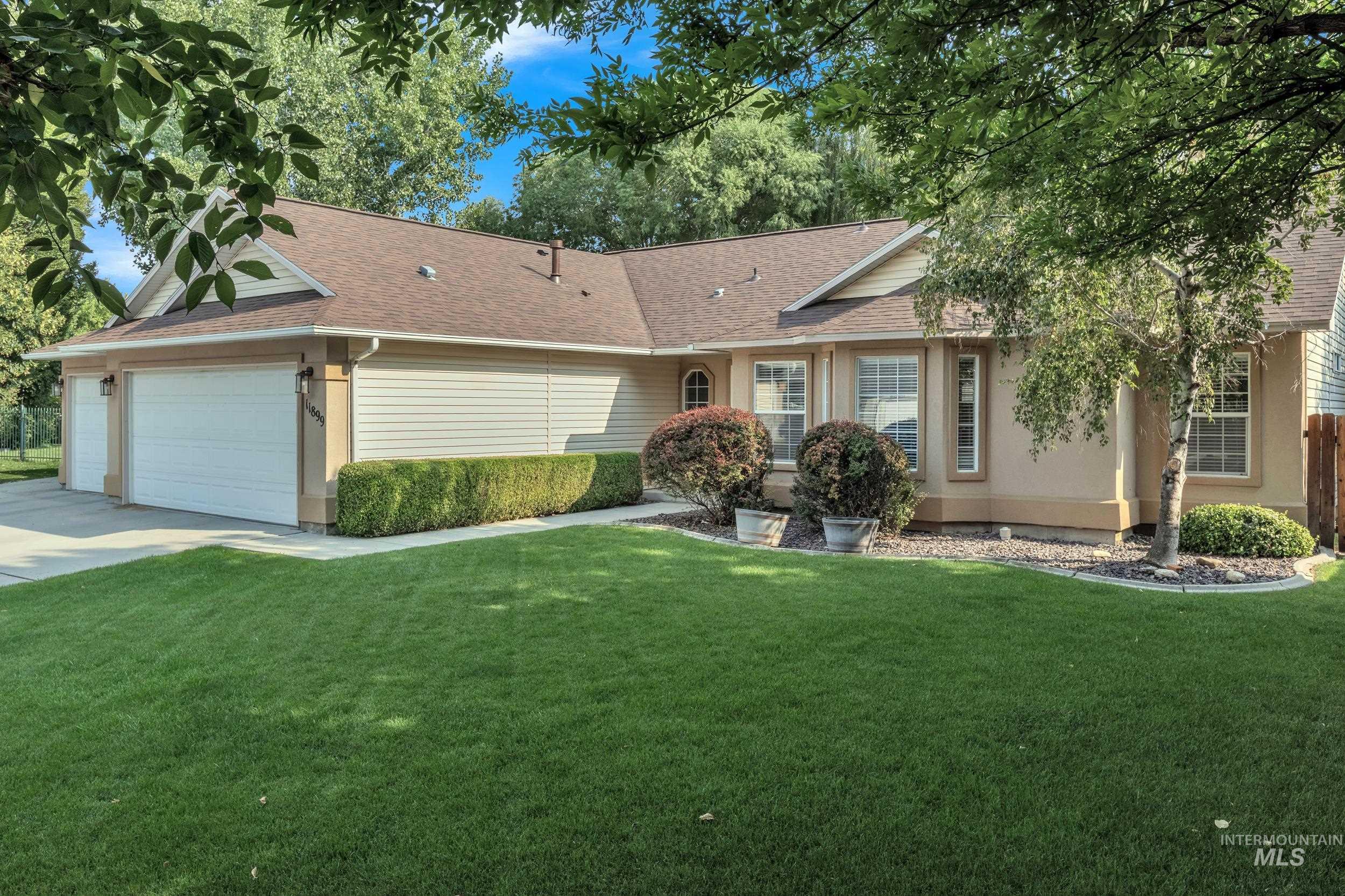 11899 W Blueberry Court, Boise, Idaho 83709, 3 Bedrooms, 2 Bathrooms, Residential For Sale, Price $499,990, 98962108