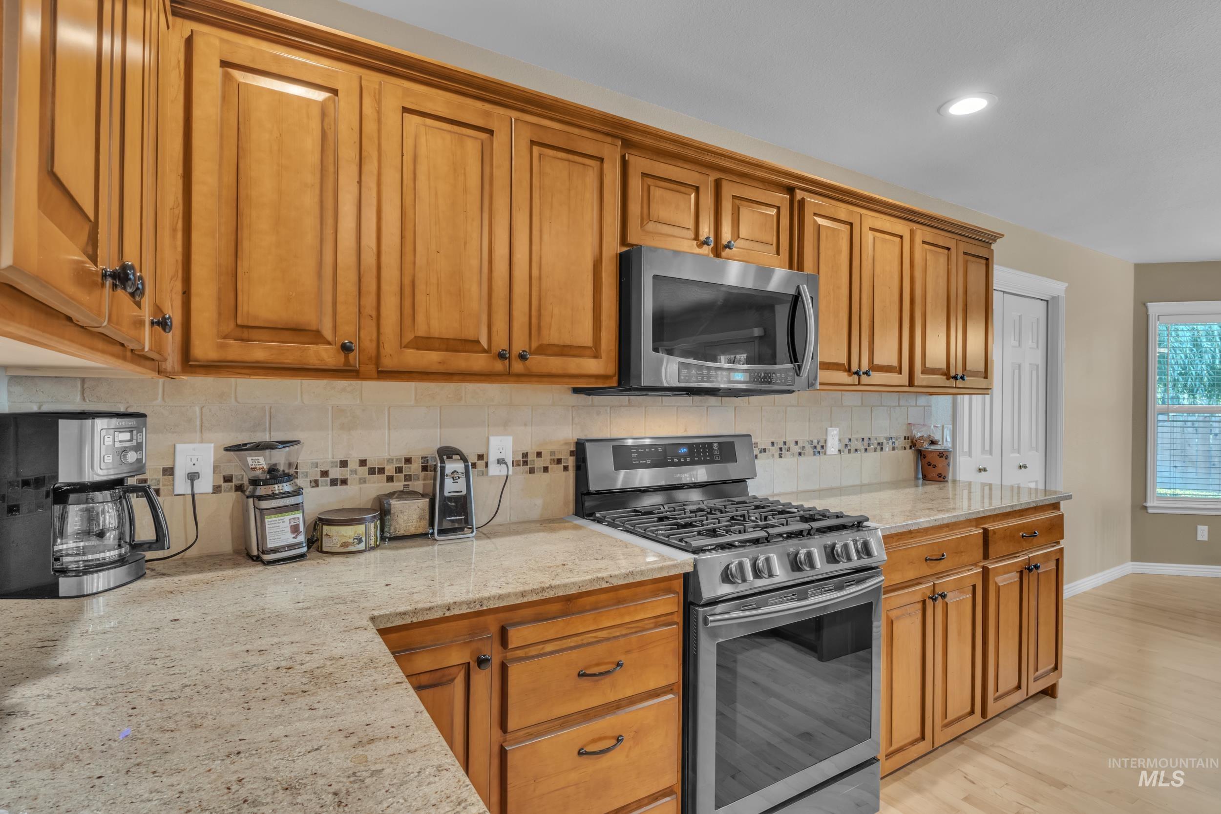 11899 W Blueberry Court, Boise, Idaho 83709, 3 Bedrooms, 2 Bathrooms, Residential For Sale, Price $499,990, 98962108