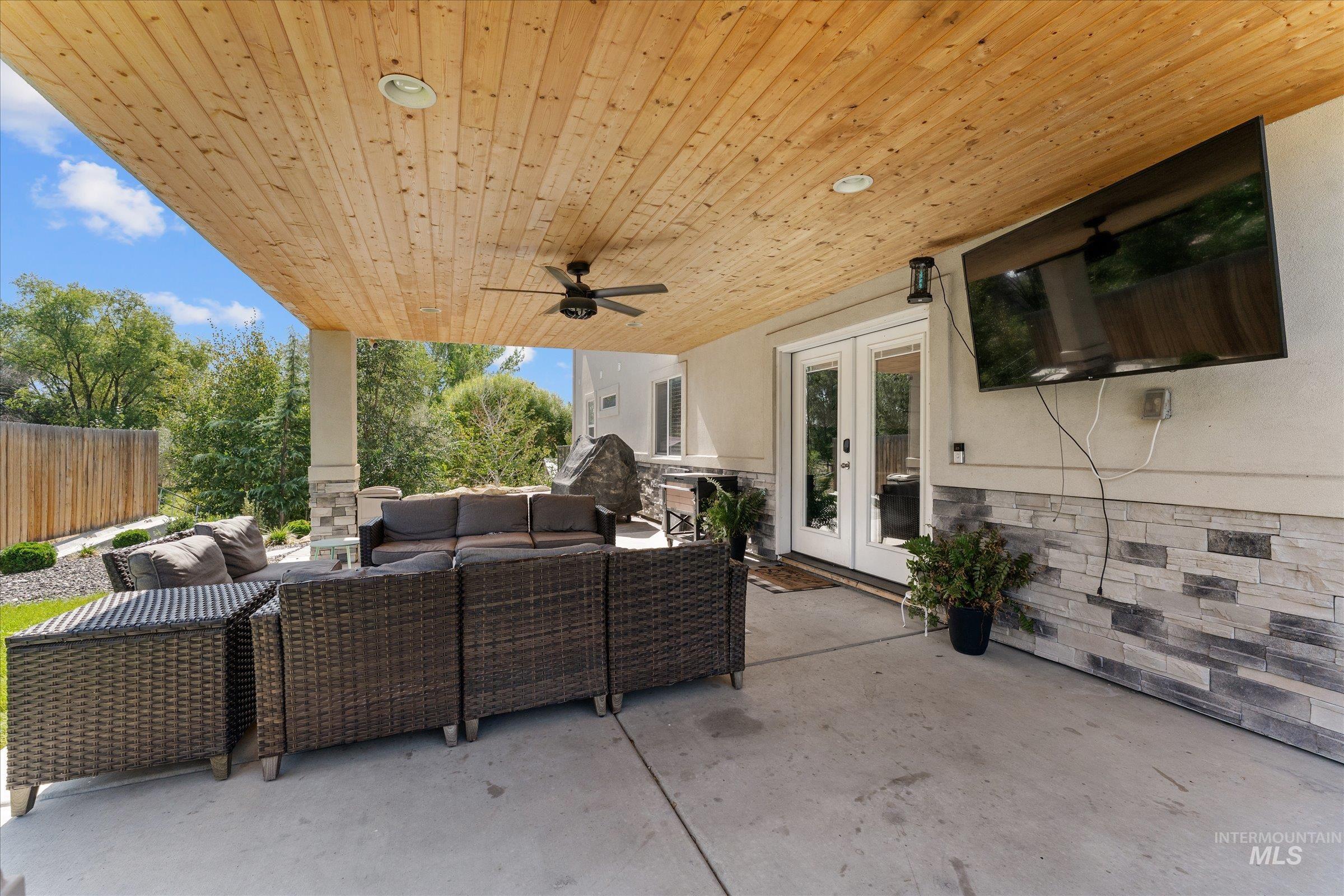 5855 Joe Ln, Nampa, Idaho 83687, 5 Bedrooms, 5 Bathrooms, Residential For Sale, Price $1,650,000, 98962109