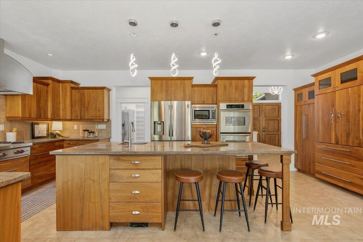 4154 W Morgan Creek Ct, Eagle, Idaho 83616, 6 Bedrooms, 5.5 Bathrooms, Residential For Sale, Price $2,100,000, 98962117