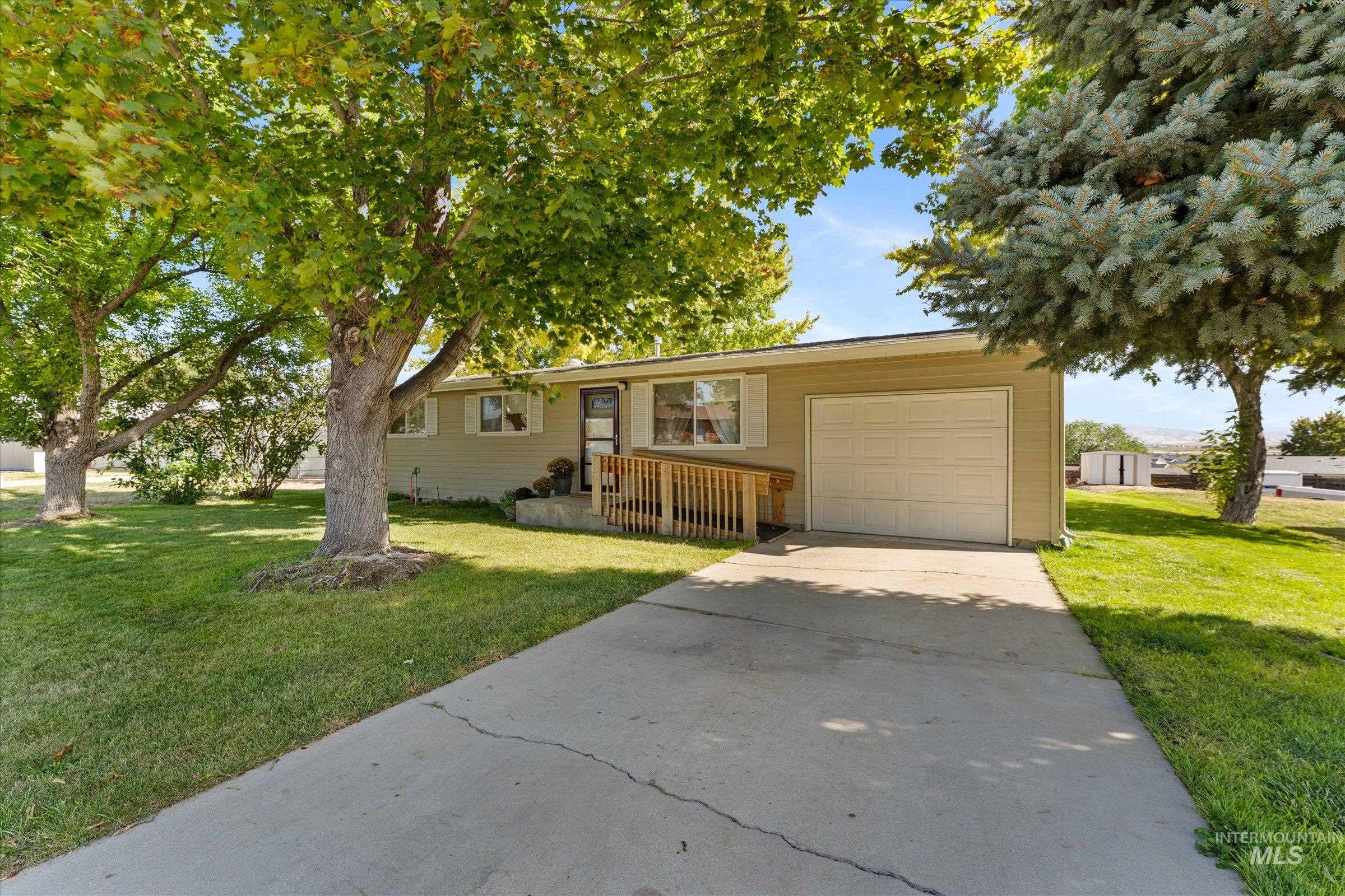 7882 S Cross Fox Way, Boise, Idaho 83709, 3 Bedrooms, 1 Bathroom, Residential For Sale, Price $419,000, 98962144