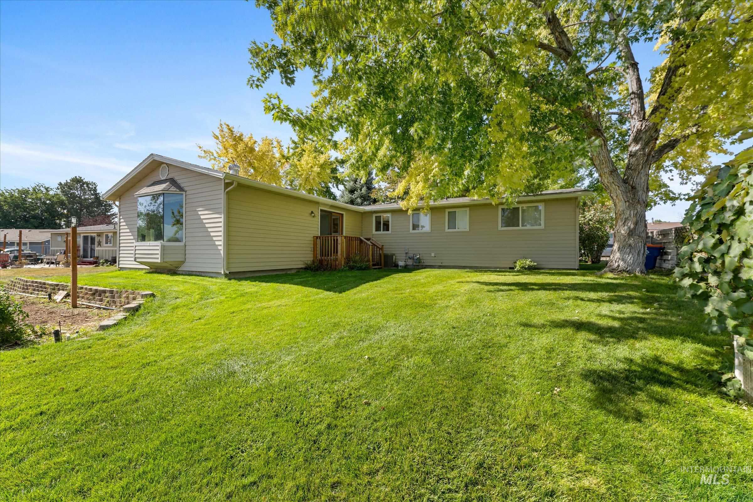 7882 S Cross Fox Way, Boise, Idaho 83709, 3 Bedrooms, 1 Bathroom, Residential For Sale, Price $419,000, 98962144