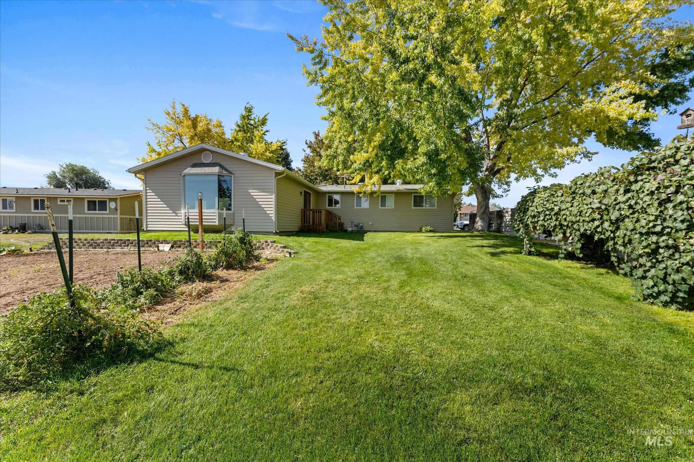 7882 S Cross Fox Way, Boise, Idaho 83709, 3 Bedrooms, 1 Bathroom, Residential For Sale, Price $419,000, 98962144