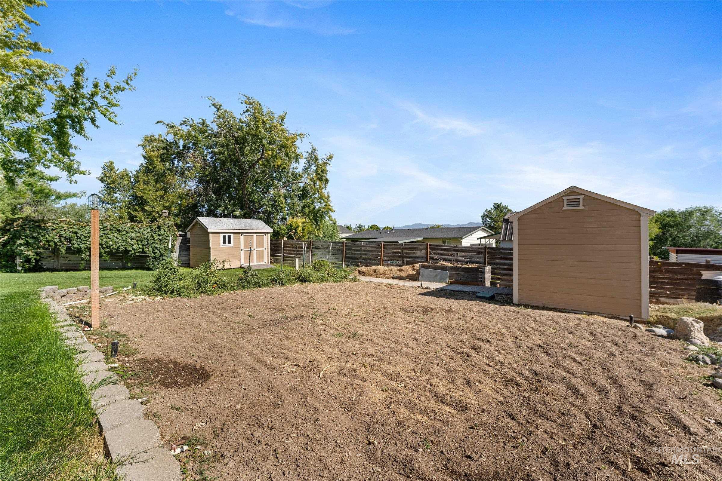 7882 S Cross Fox Way, Boise, Idaho 83709, 3 Bedrooms, 1 Bathroom, Residential For Sale, Price $419,000, 98962144