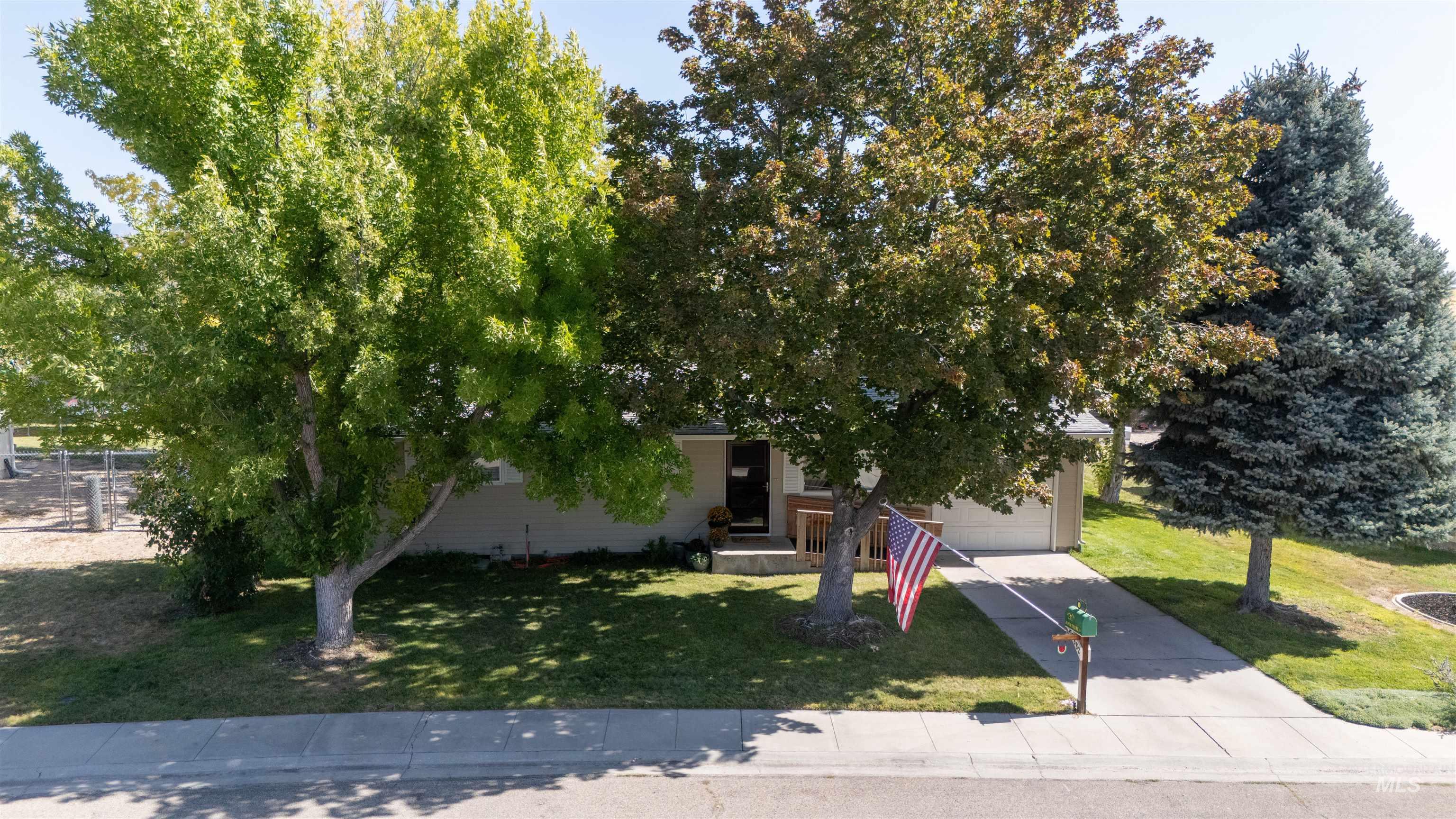 7882 S Cross Fox Way, Boise, Idaho 83709, 3 Bedrooms, 1 Bathroom, Residential For Sale, Price $419,000, 98962144