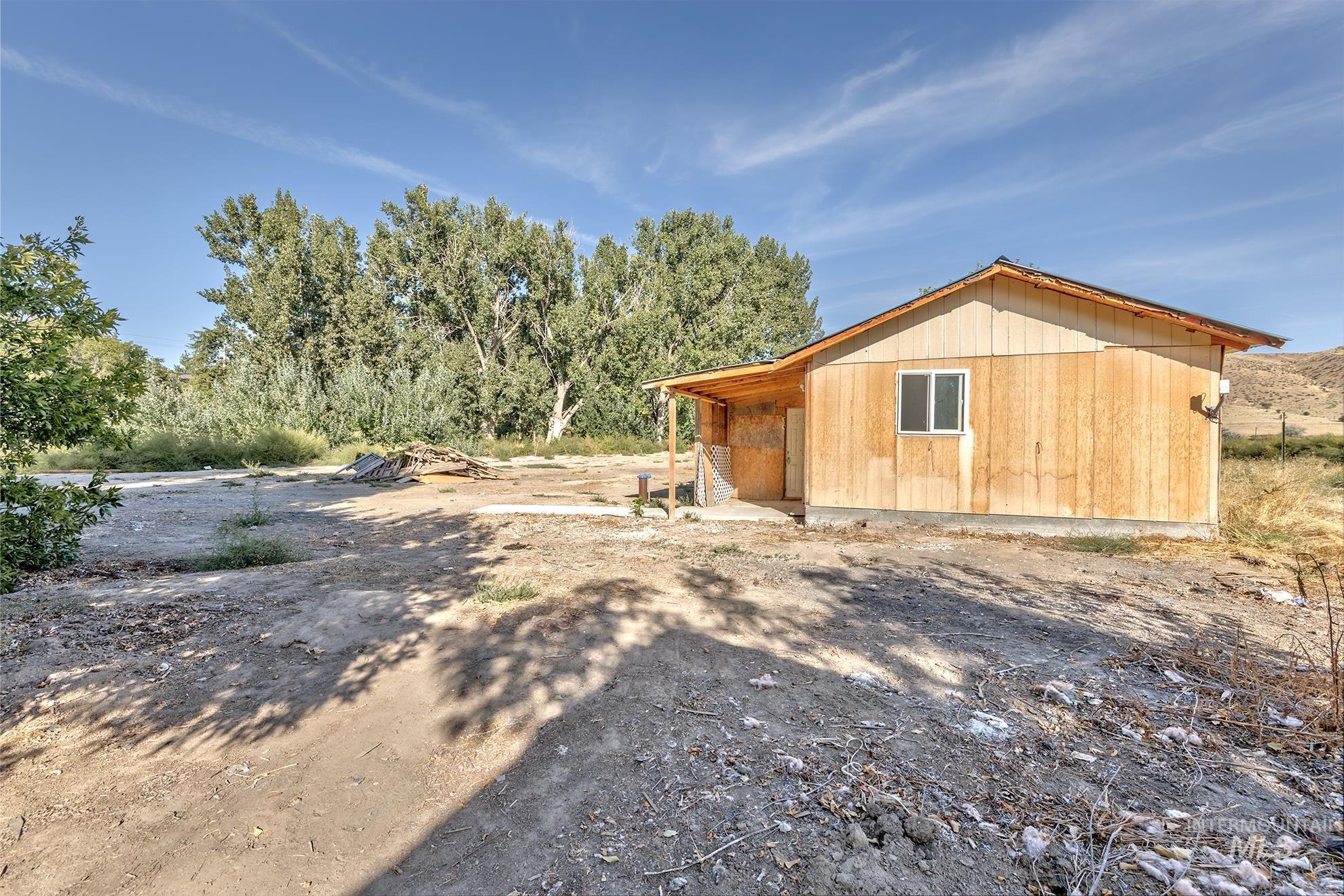 View of property exterior