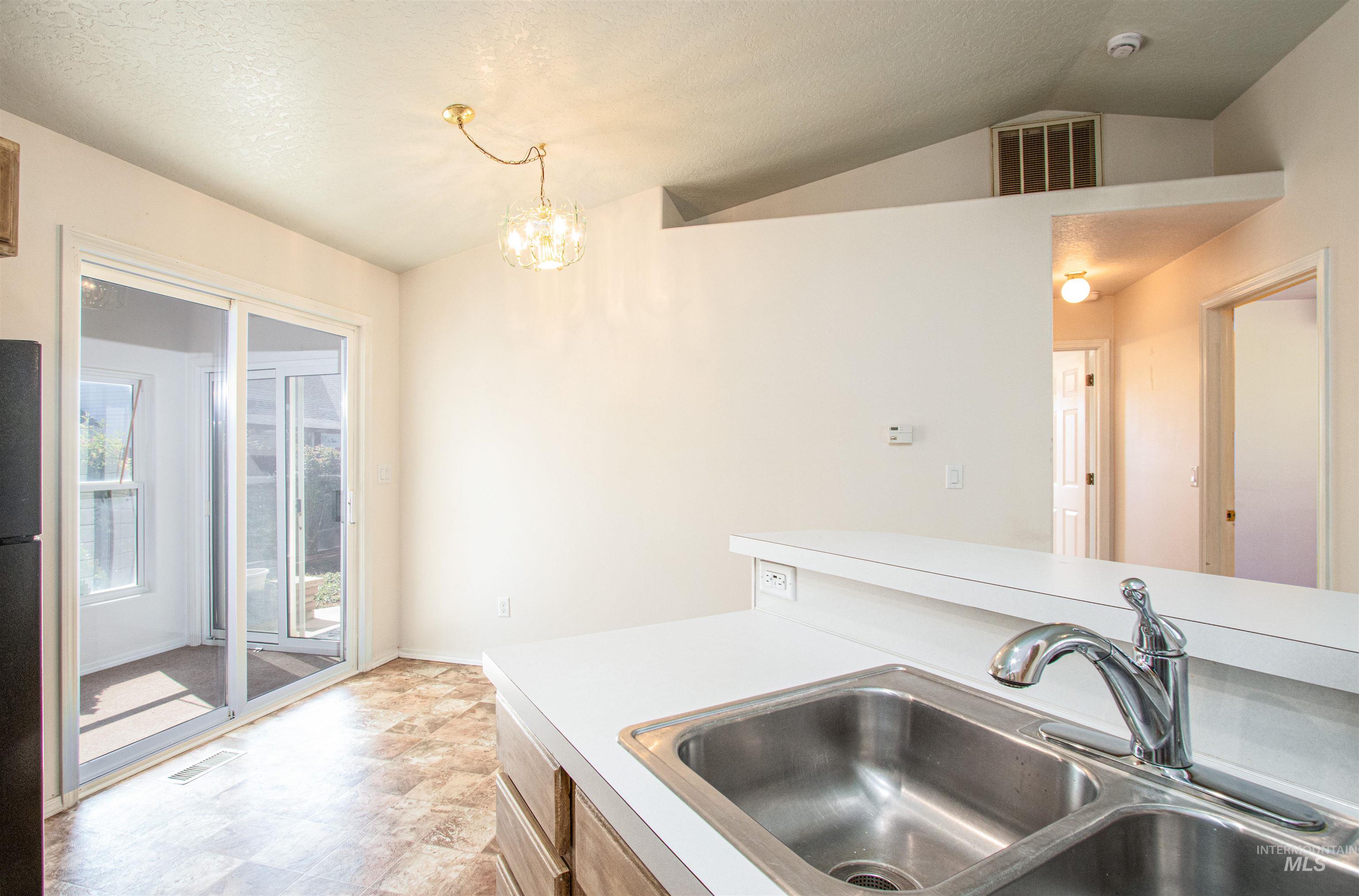 1220 Redtail Ct., Caldwell, Idaho 83607, 3 Bedrooms, 2 Bathrooms, Residential For Sale, Price $338,900, 98962154