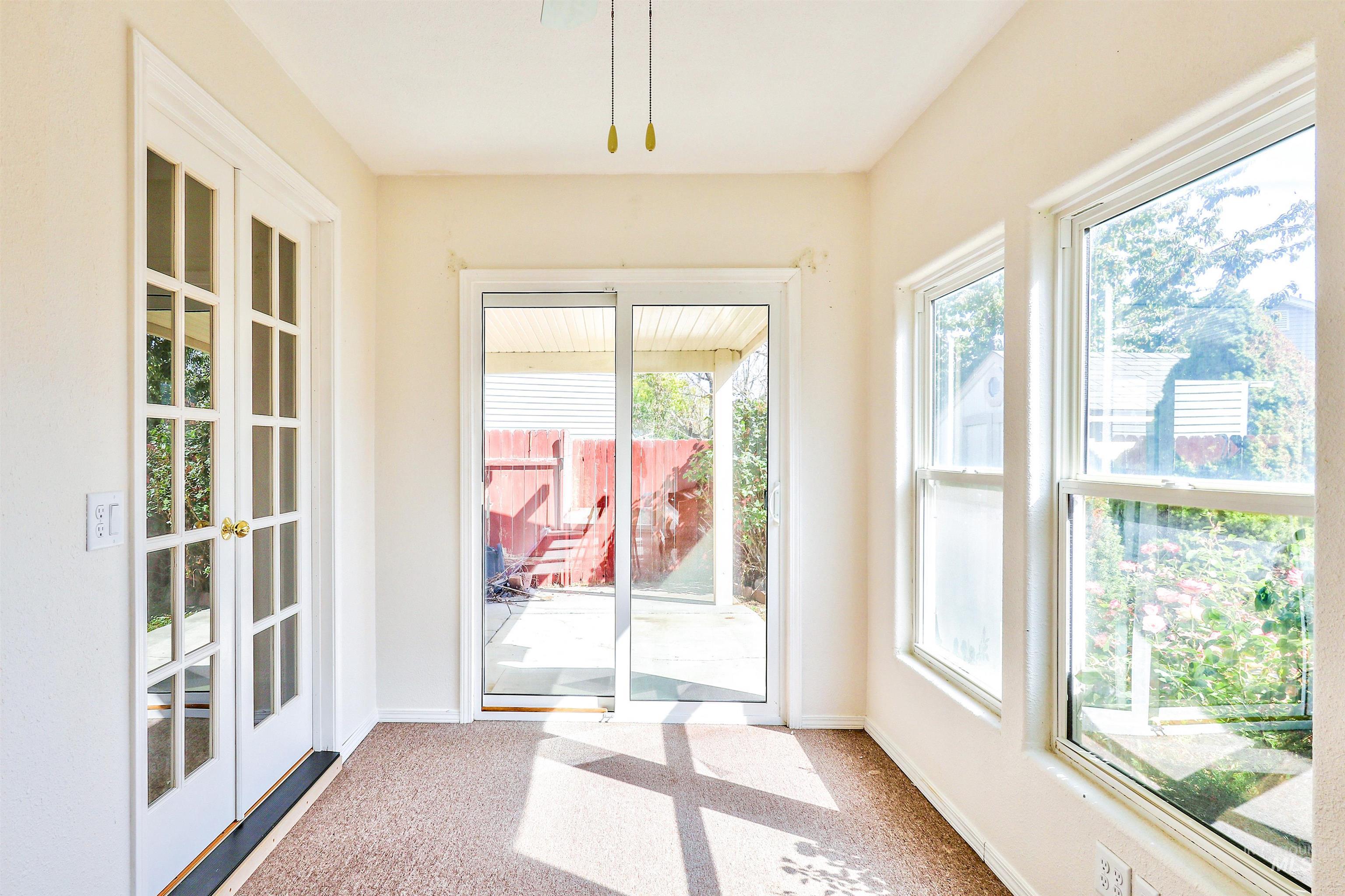 1220 Redtail Ct., Caldwell, Idaho 83607, 3 Bedrooms, 2 Bathrooms, Residential For Sale, Price $338,900, 98962154