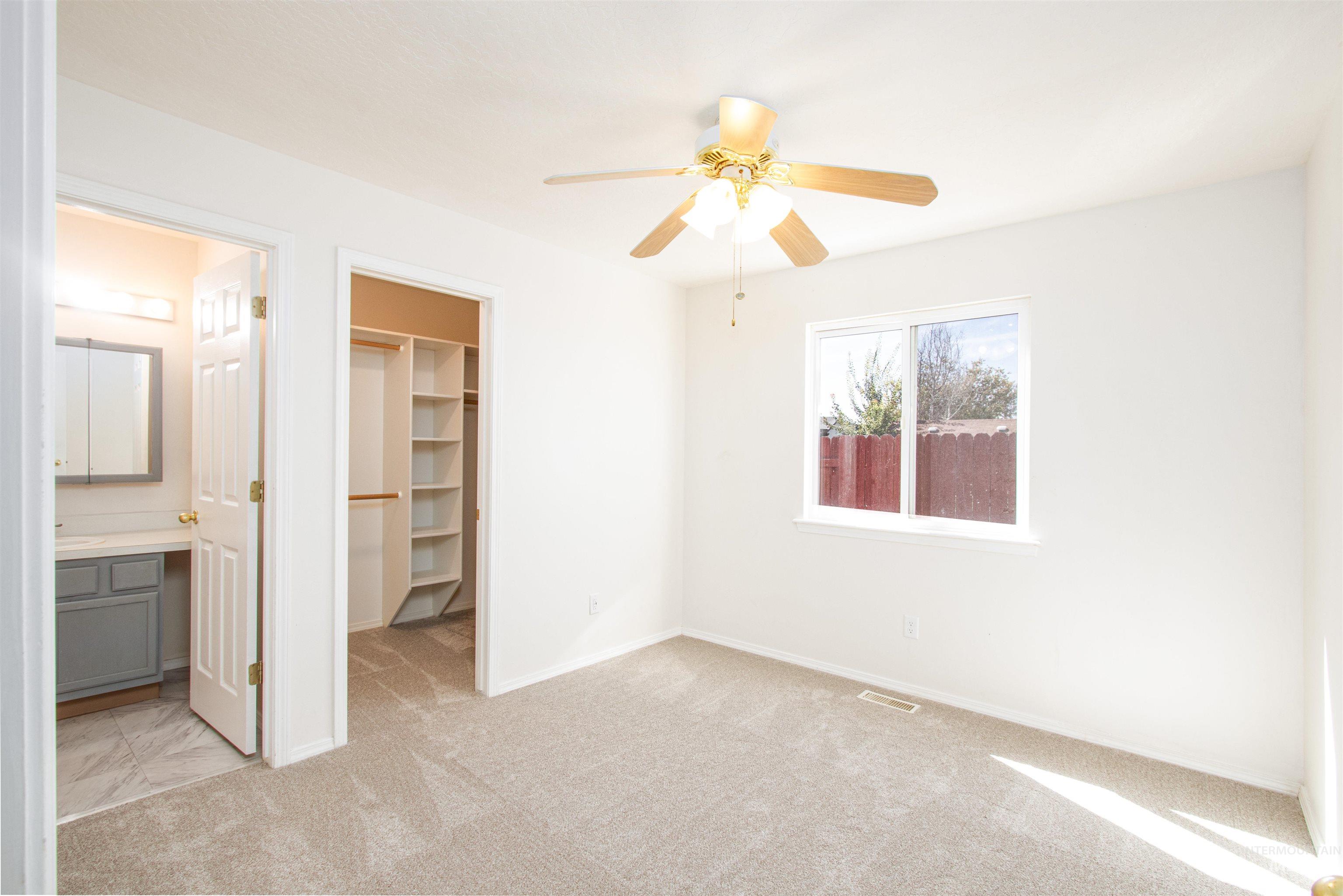 1220 Redtail Ct., Caldwell, Idaho 83607, 3 Bedrooms, 2 Bathrooms, Residential For Sale, Price $338,900, 98962154