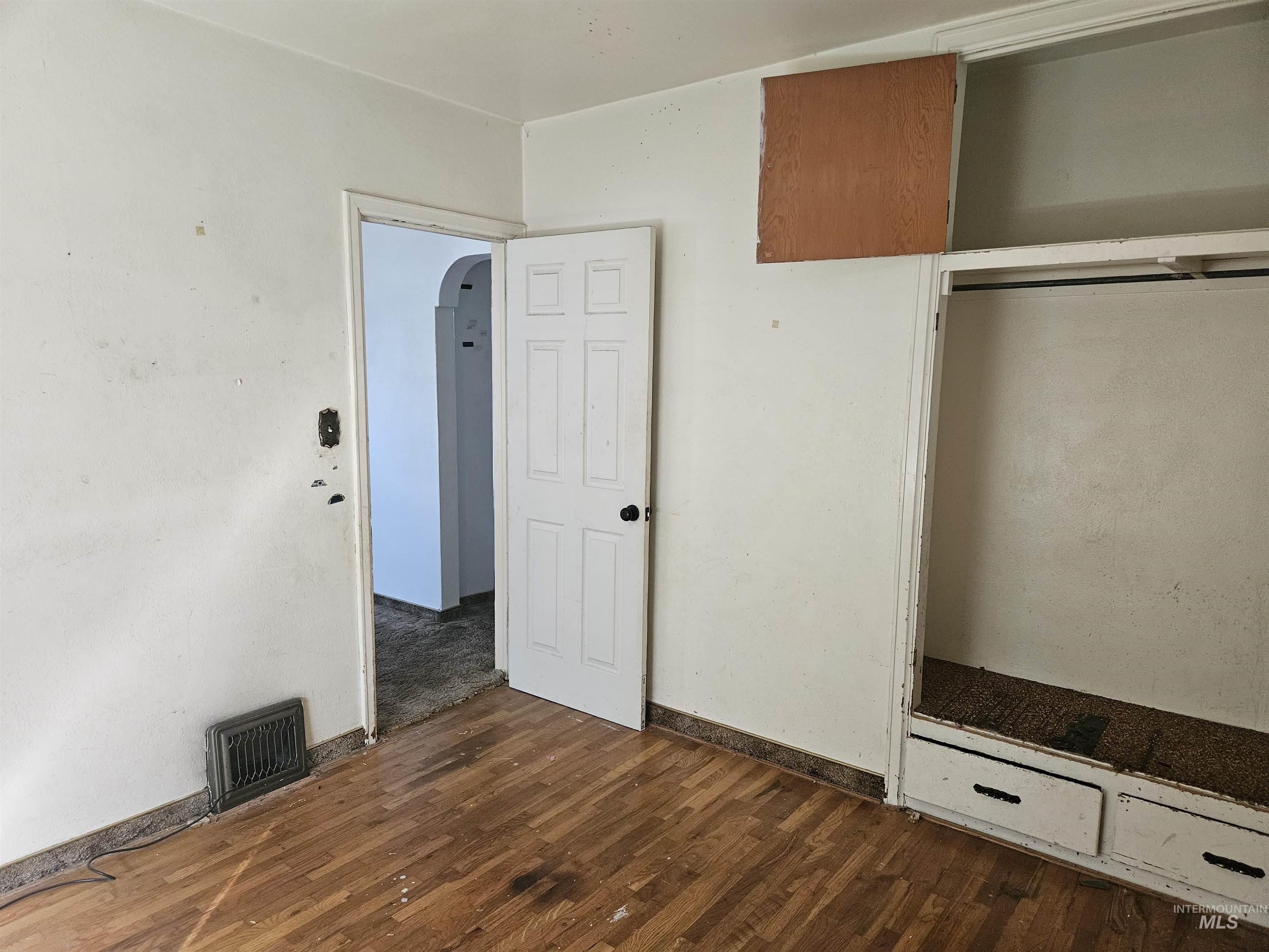 82 N Yale St, Nampa, Idaho 83651, 3 Bedrooms, 1 Bathroom, Residential For Sale, Price $200,000, 98962202