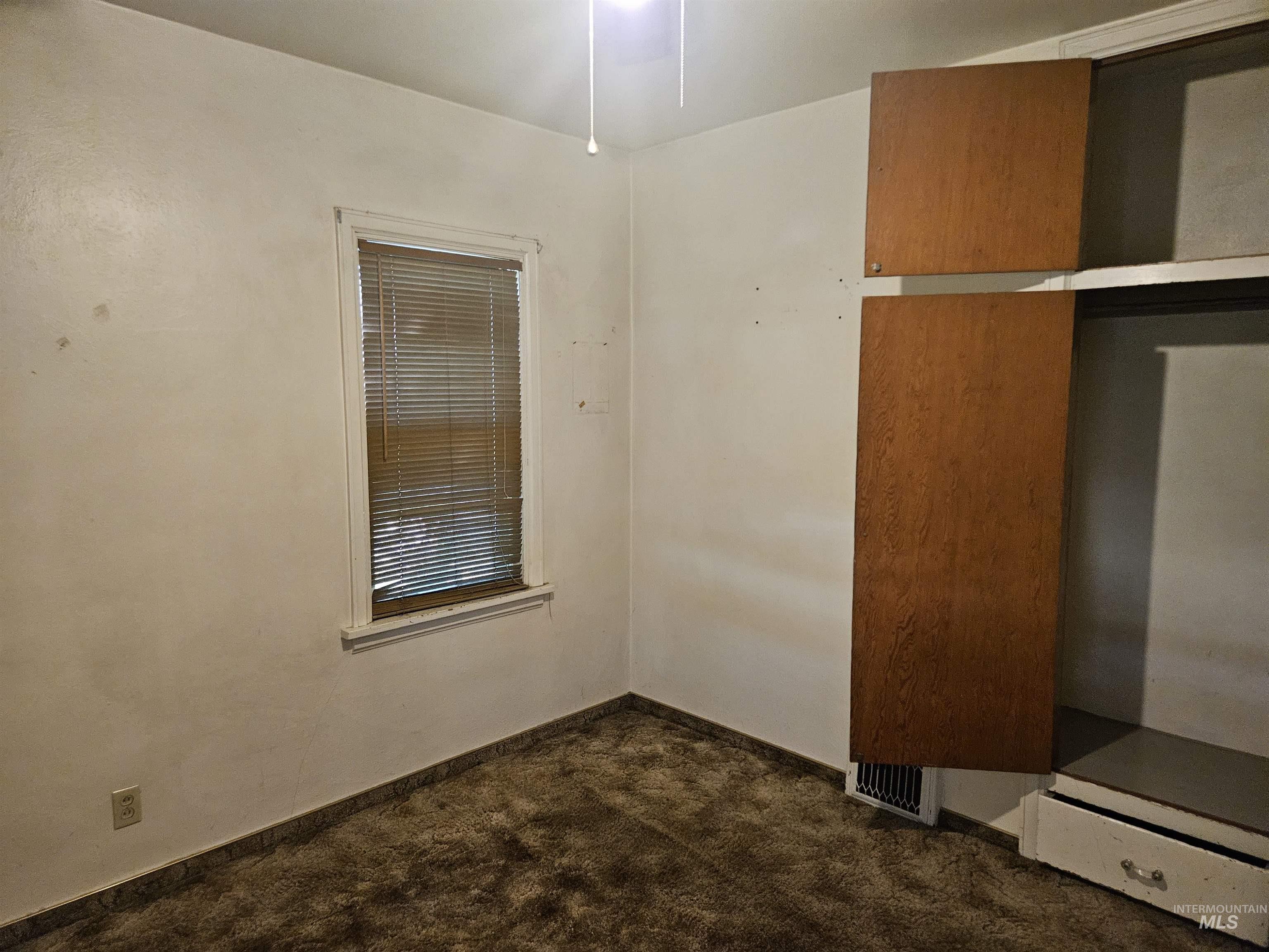 82 N Yale St, Nampa, Idaho 83651, 3 Bedrooms, 1 Bathroom, Residential For Sale, Price $200,000, 98962202