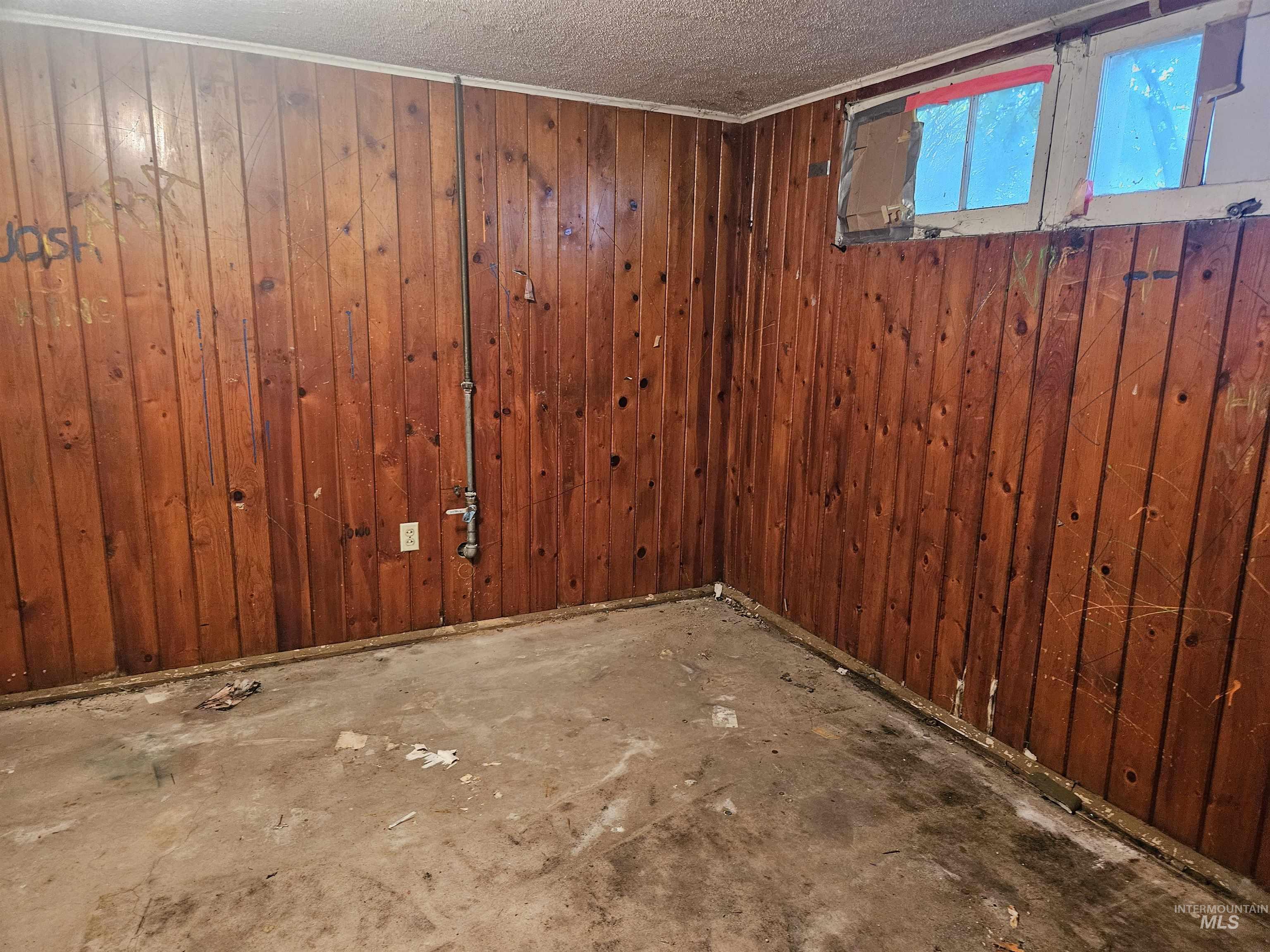 82 N Yale St, Nampa, Idaho 83651, 3 Bedrooms, 1 Bathroom, Residential For Sale, Price $200,000, 98962202