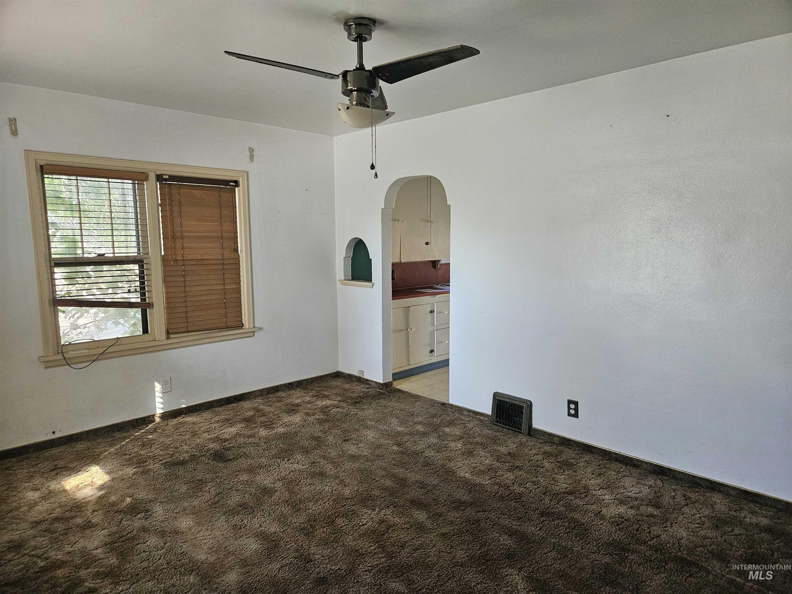 82 N Yale St, Nampa, Idaho 83651, 3 Bedrooms, 1 Bathroom, Residential For Sale, Price $200,000, 98962202