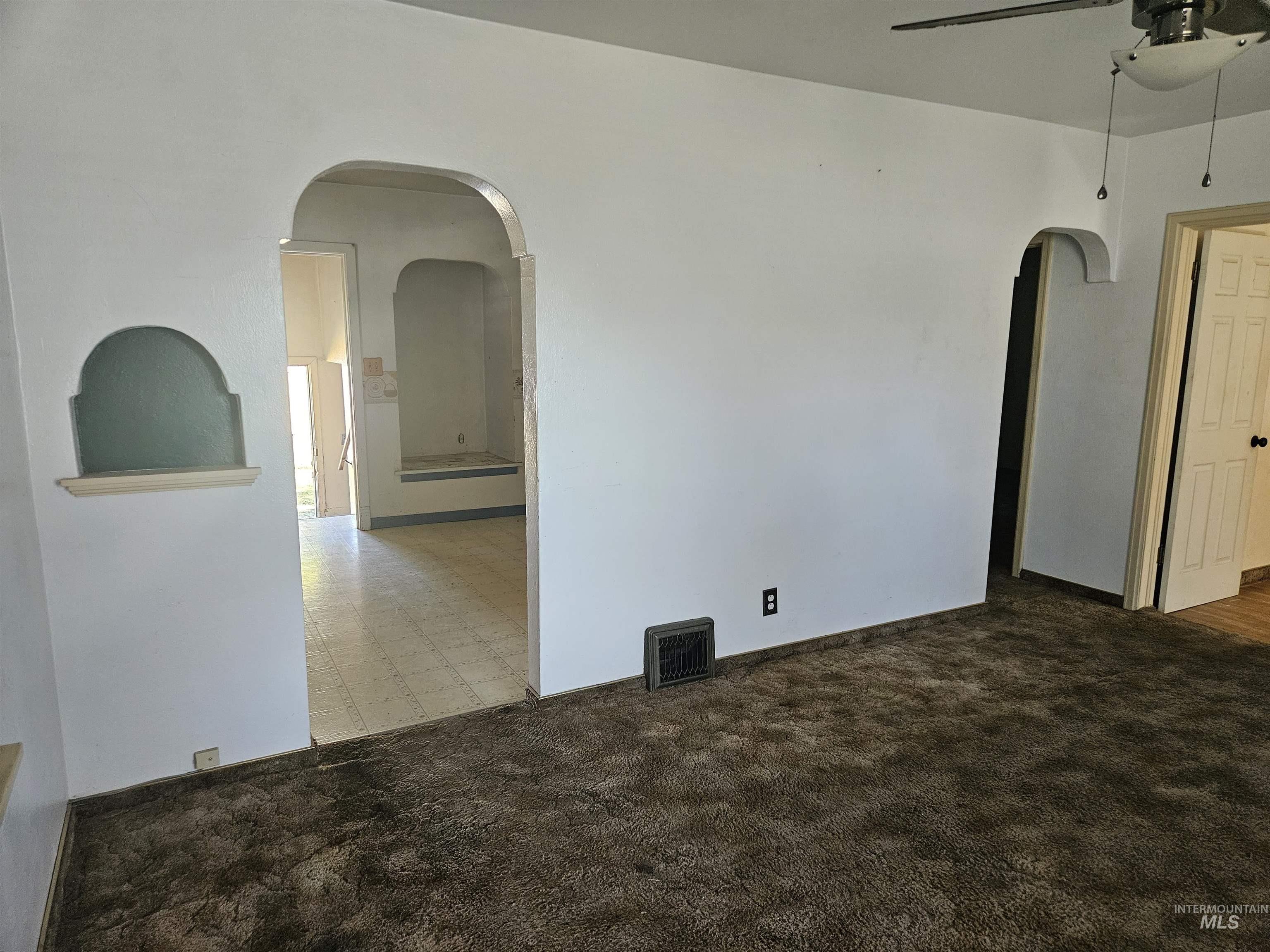 82 N Yale St, Nampa, Idaho 83651, 3 Bedrooms, 1 Bathroom, Residential For Sale, Price $200,000, 98962202