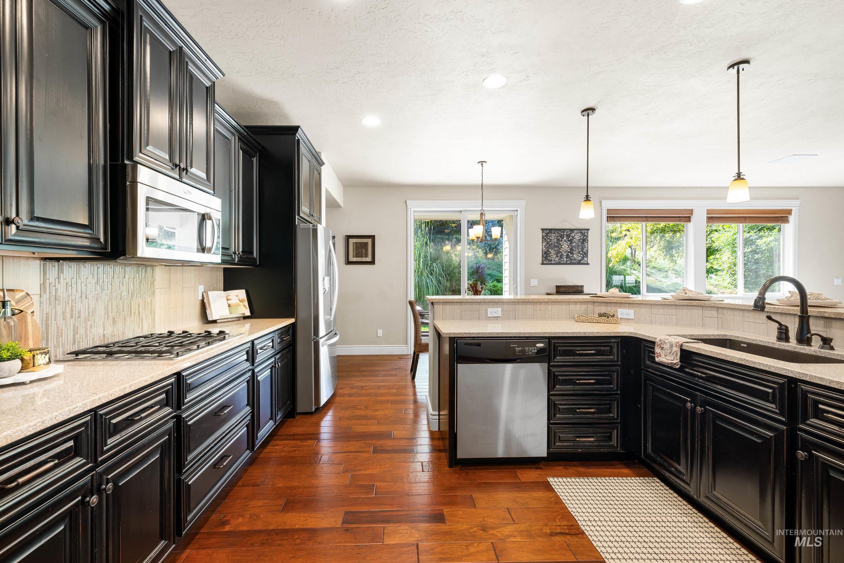 5139 W Lockner, Eagle, Idaho 83616, 4 Bedrooms, 3.5 Bathrooms, Residential For Sale, Price $794,000, 98962219