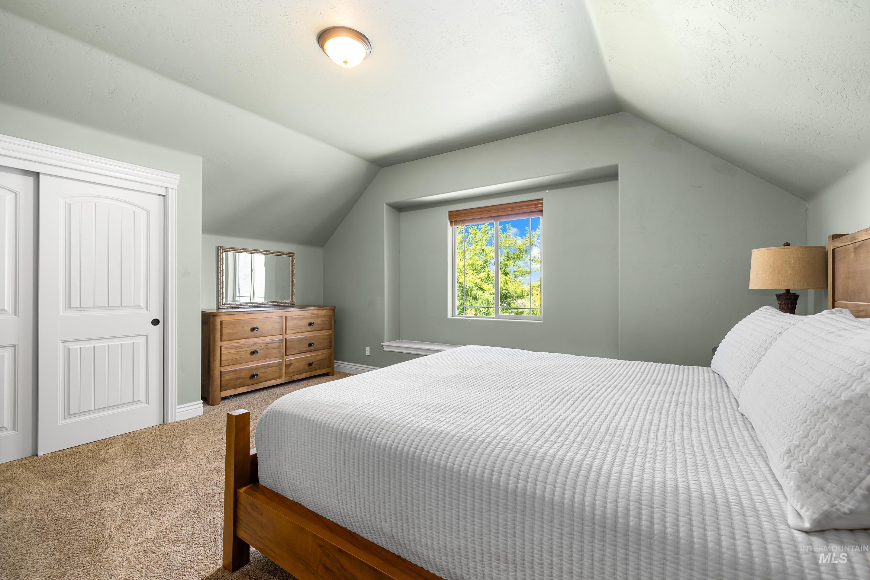 5139 W Lockner, Eagle, Idaho 83616, 4 Bedrooms, 3.5 Bathrooms, Residential For Sale, Price $794,000, 98962219