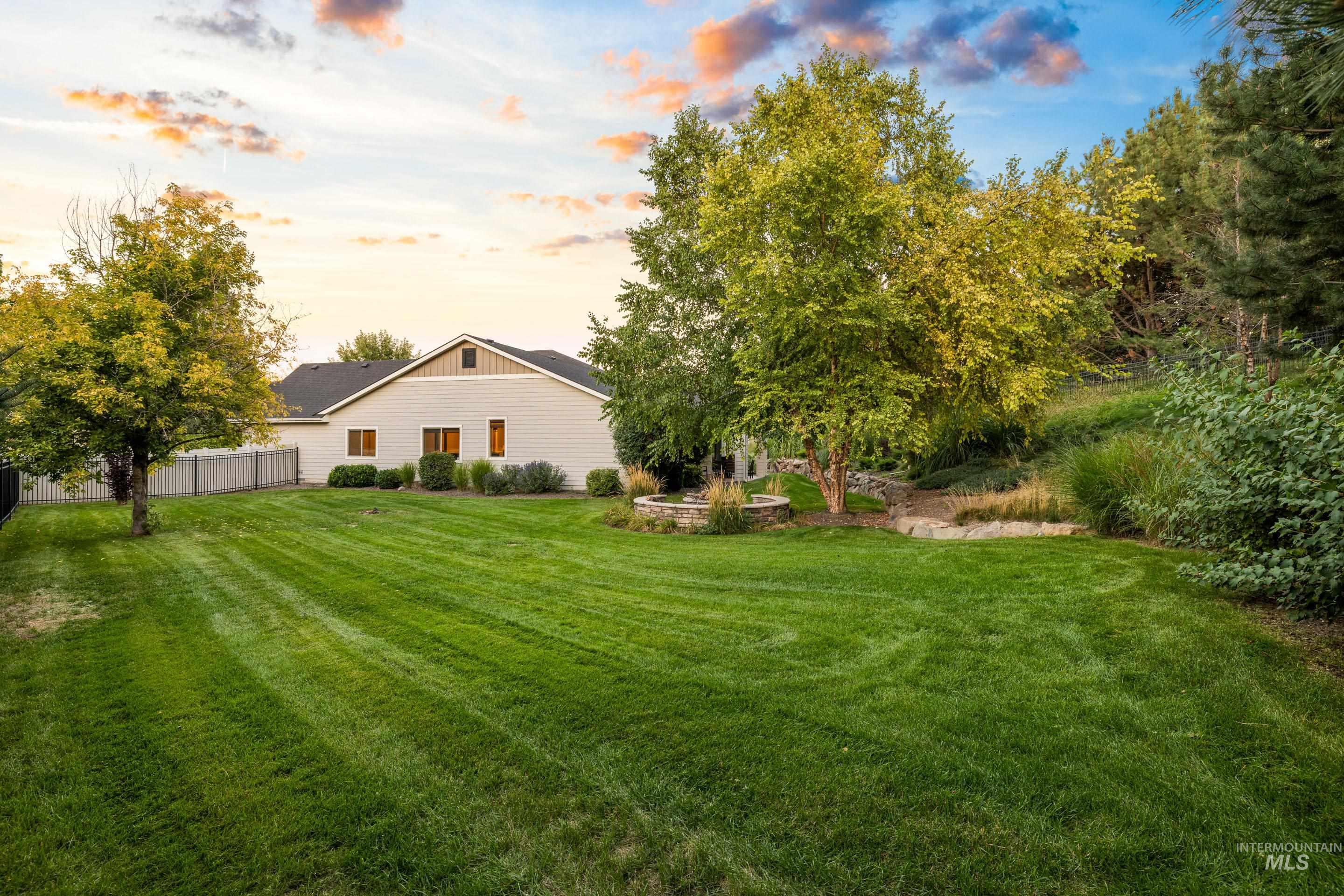 5139 W Lockner, Eagle, Idaho 83616, 4 Bedrooms, 3.5 Bathrooms, Residential For Sale, Price $794,000, 98962219
