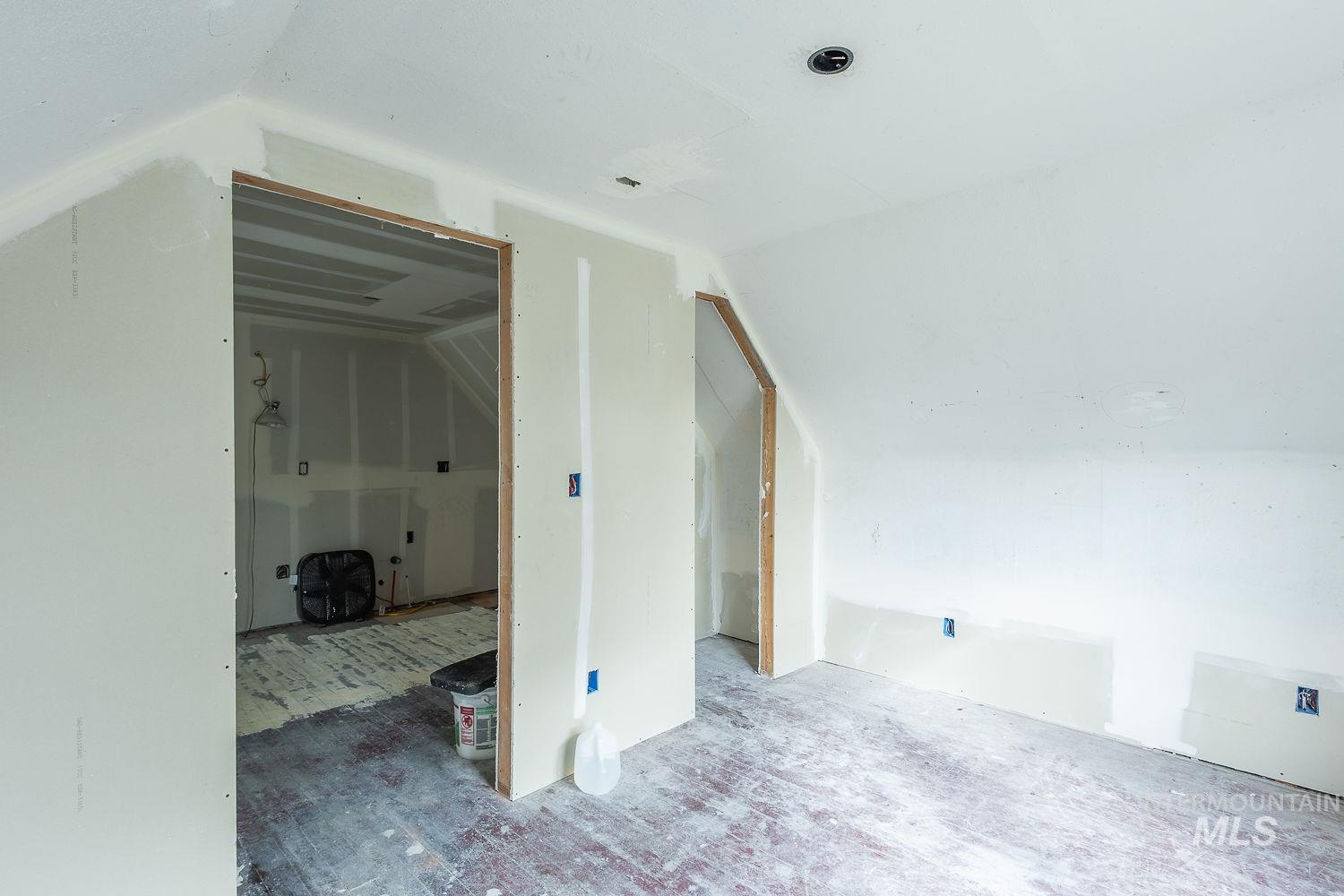 Bonus room featuring vaulted ceiling