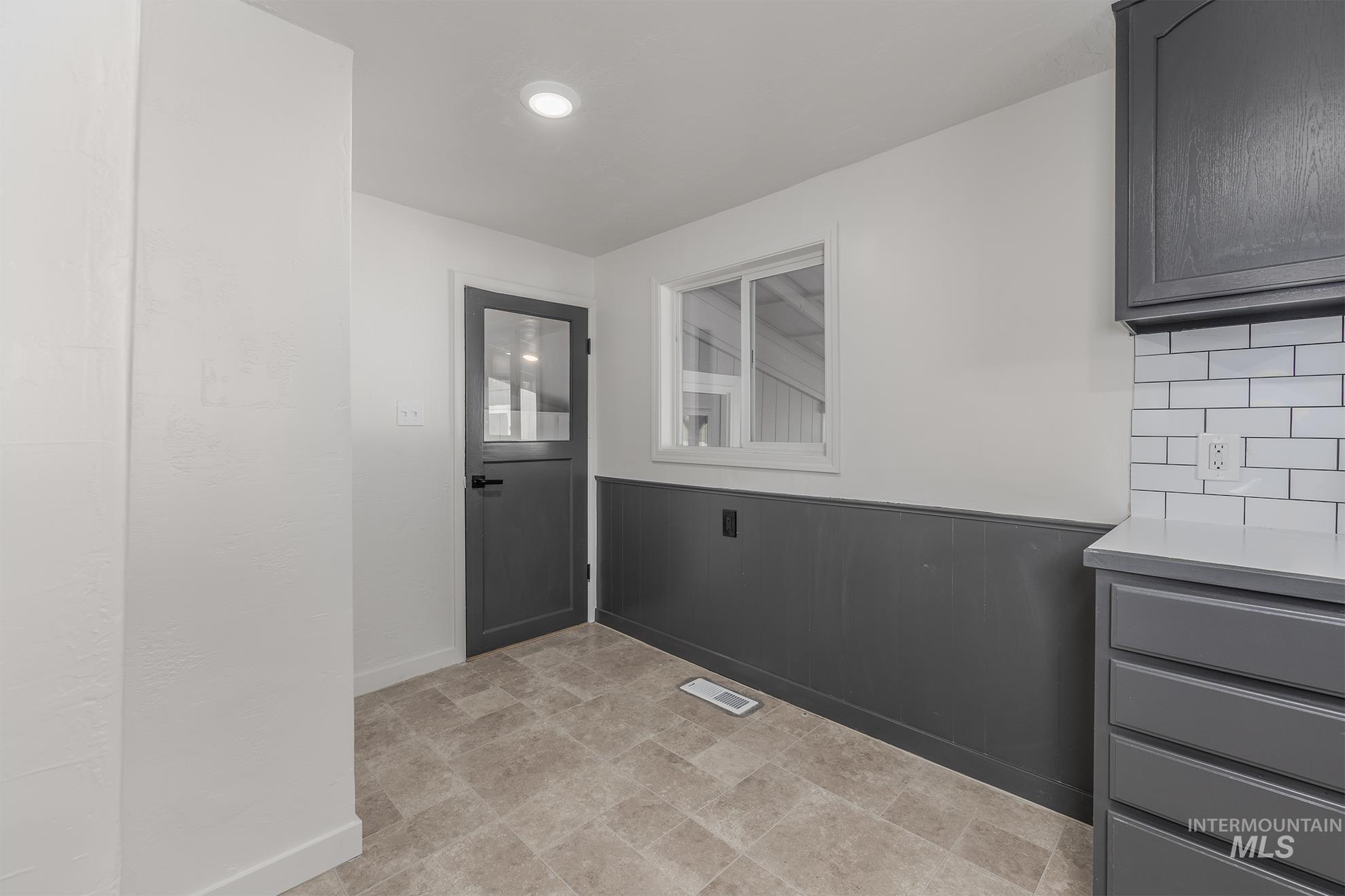 824 E Main St, Weiser, Idaho 83672, 3 Bedrooms, 2 Bathrooms, Residential For Sale, Price $349,900, 98962233