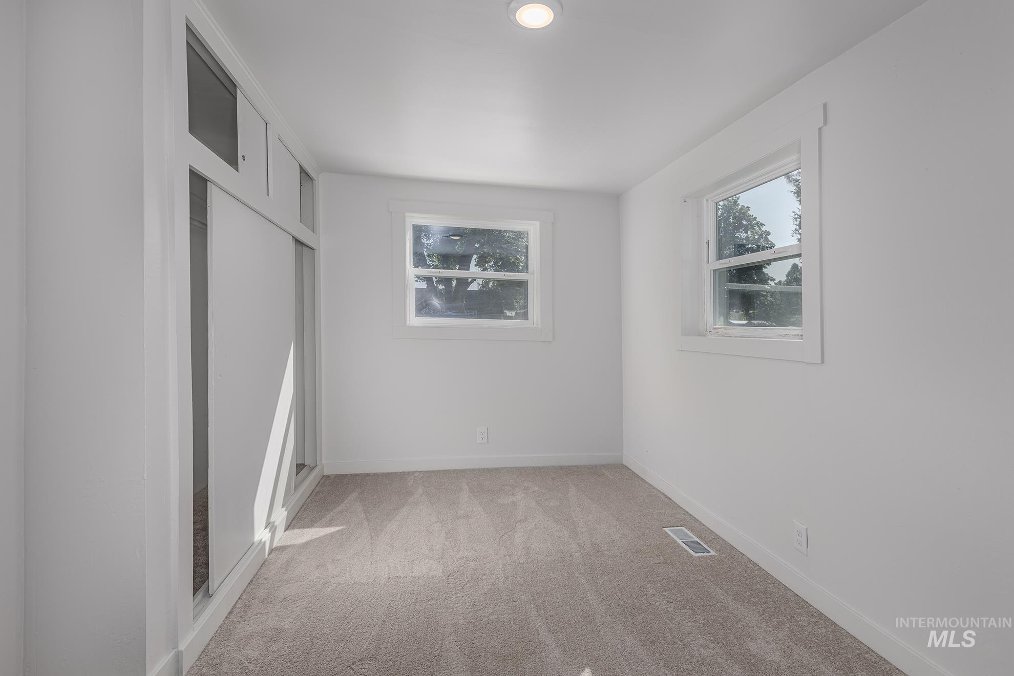 824 E Main St, Weiser, Idaho 83672, 3 Bedrooms, 2 Bathrooms, Residential For Sale, Price $349,900, 98962233