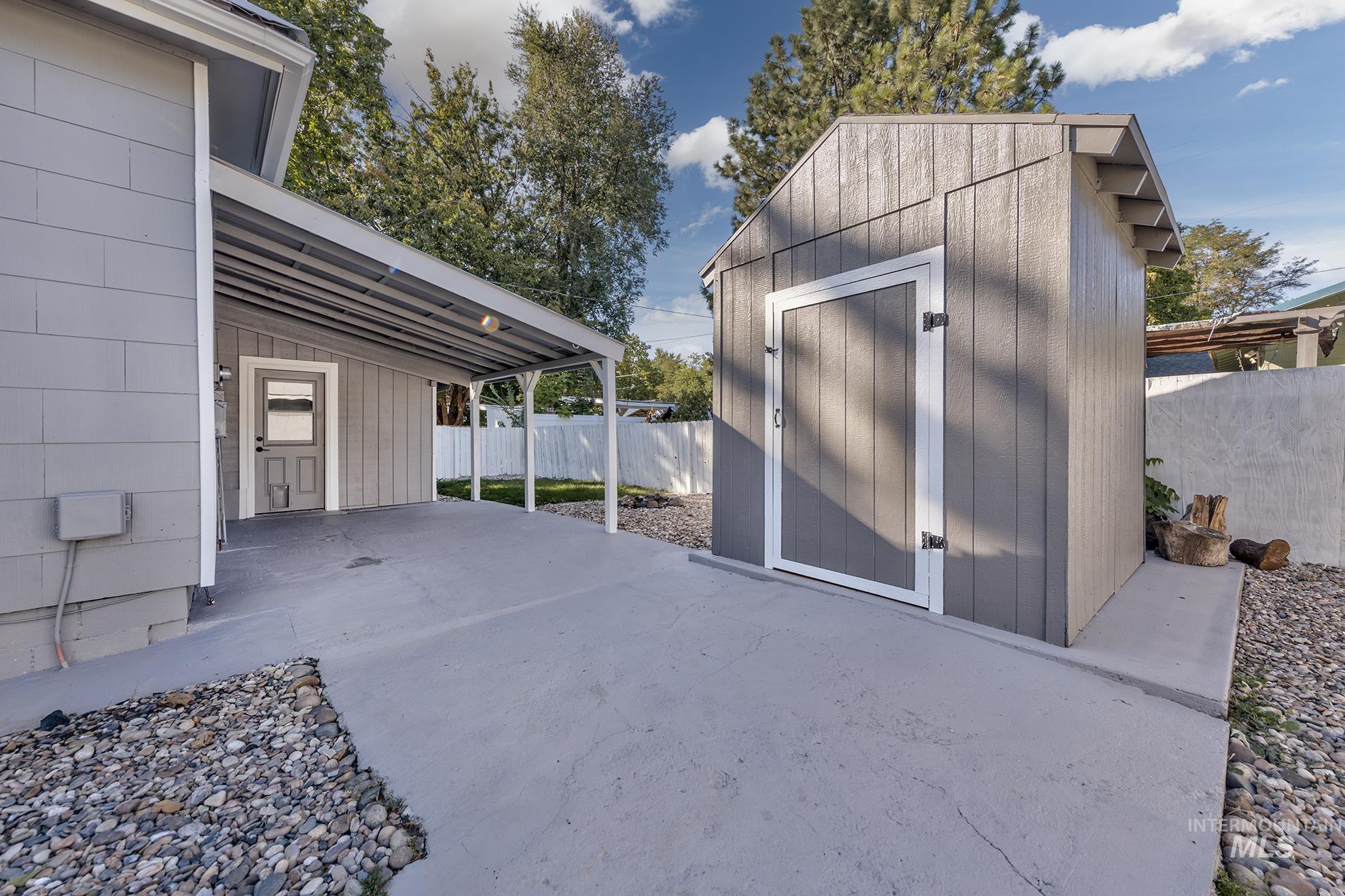824 E Main St, Weiser, Idaho 83672, 3 Bedrooms, 2 Bathrooms, Residential For Sale, Price $349,900, 98962233