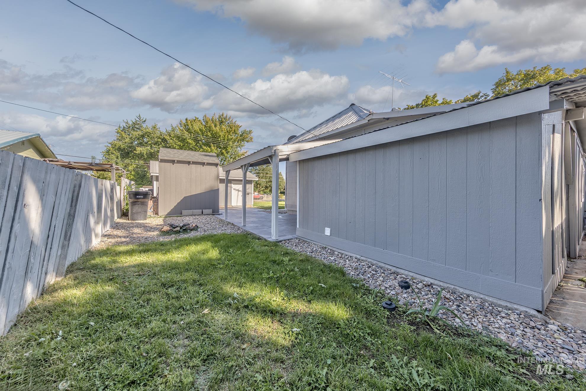 824 E Main St, Weiser, Idaho 83672, 3 Bedrooms, 2 Bathrooms, Residential For Sale, Price $349,900, 98962233