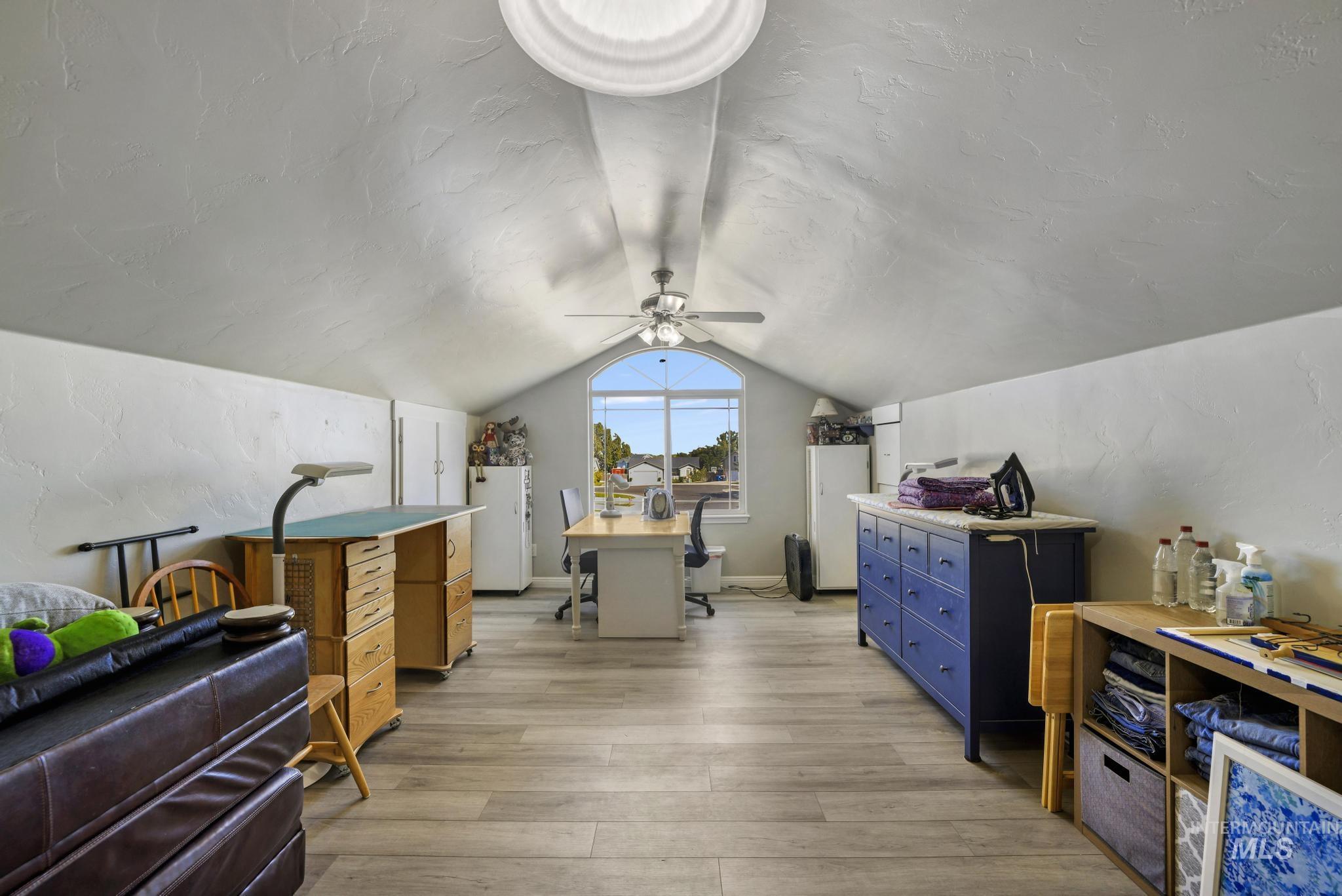 566 Hailee Avenue, Twin Falls, Idaho 83301, 4 Bedrooms, 2 Bathrooms, Residential For Sale, Price $362,500, 98962236