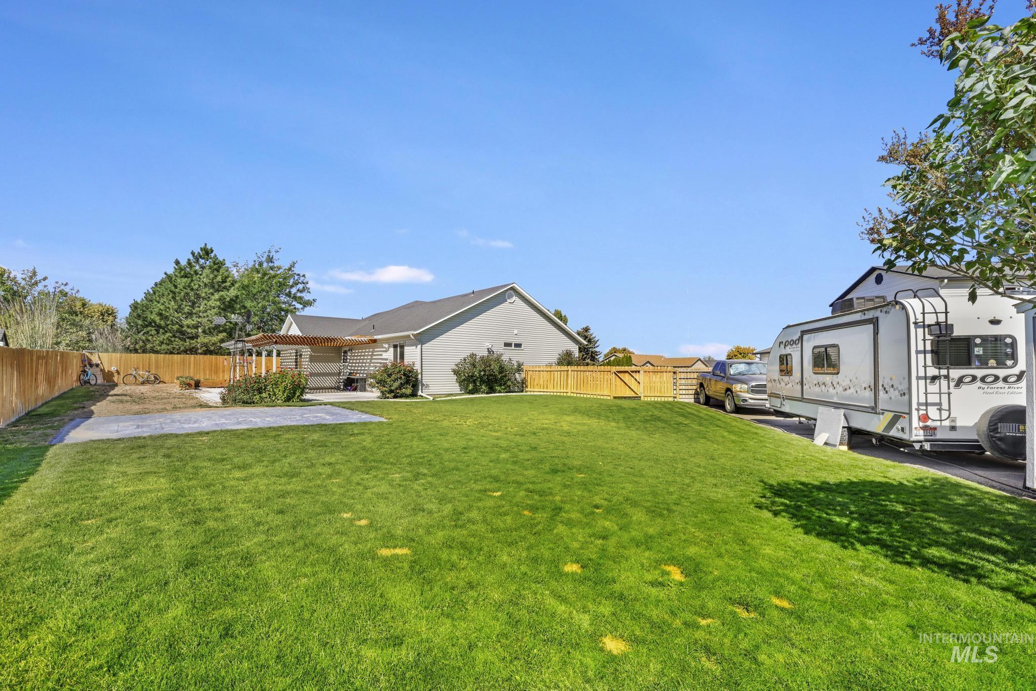 566 Hailee Avenue, Twin Falls, Idaho 83301, 4 Bedrooms, 2 Bathrooms, Residential For Sale, Price $362,500, 98962236