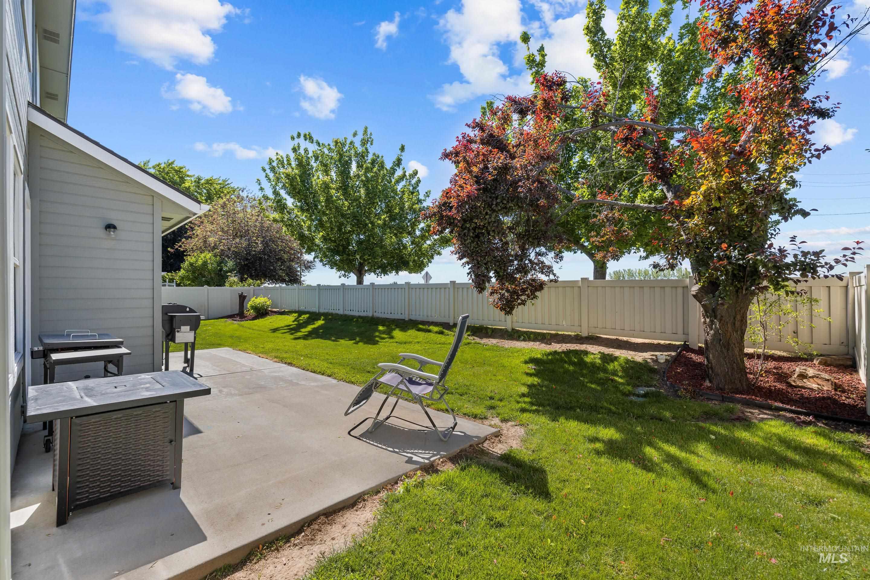 2145 W Quilceda, Kuna, Idaho 83634, 5 Bedrooms, 2.5 Bathrooms, Residential For Sale, Price $555,800, 98962240