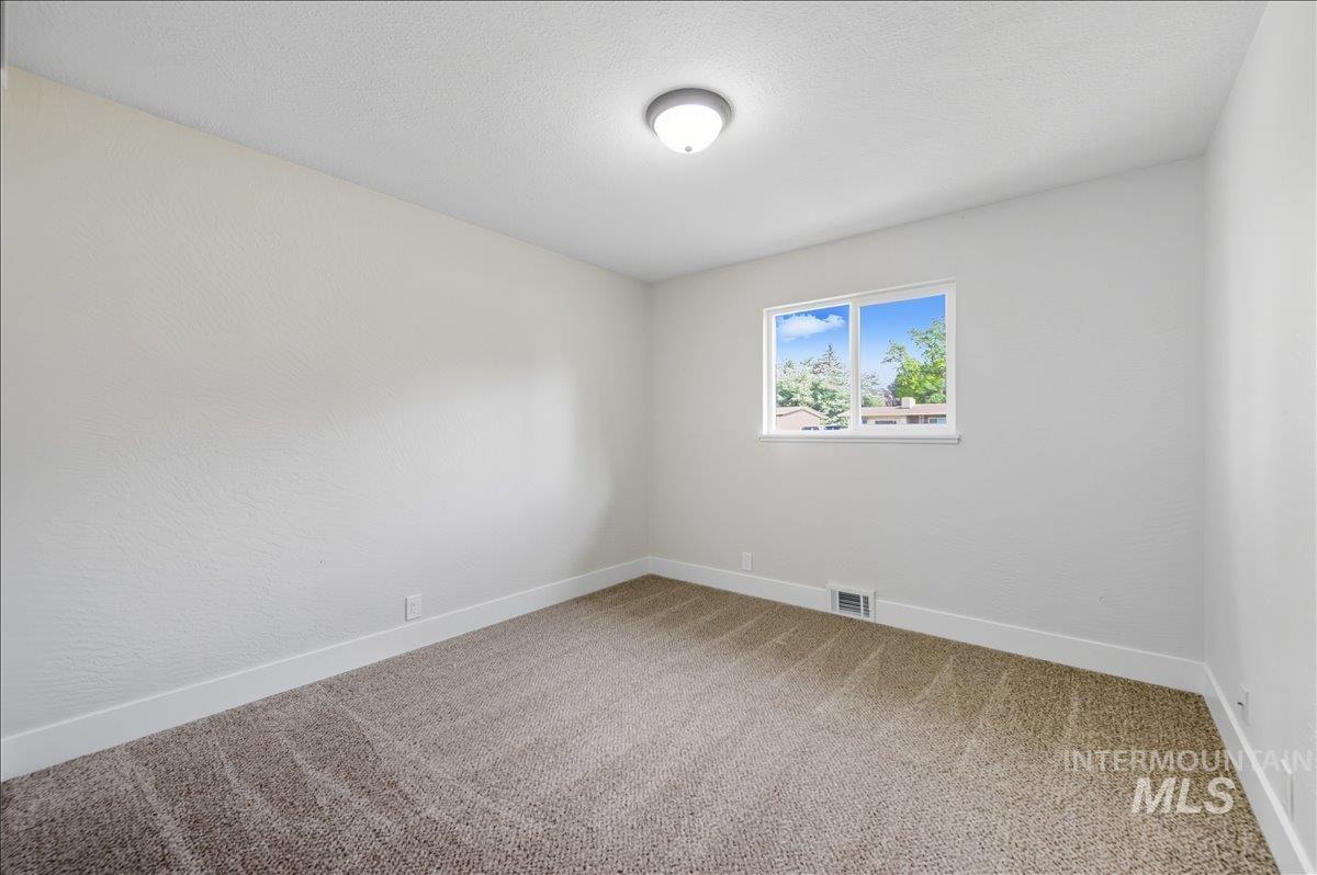13 N Gem St, Nampa, Idaho 83651-2268, 3 Bedrooms, 1 Bathroom, Residential For Sale, Price $375,000, 98962254