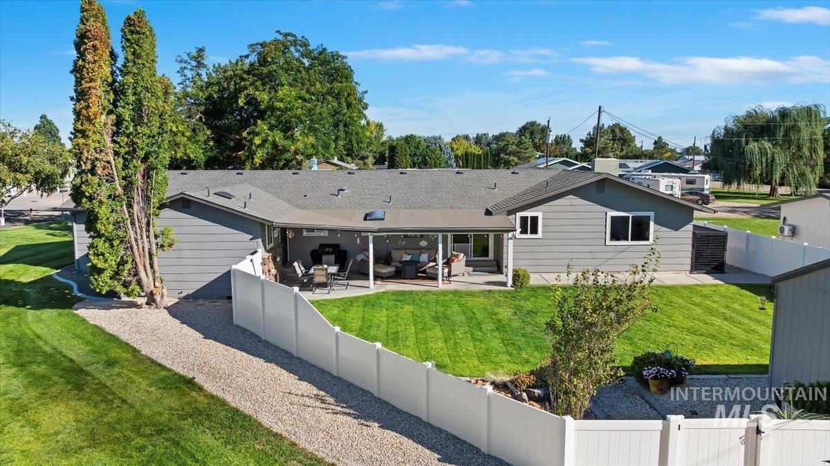 11851 Hensen Dr, Nampa, Idaho 83651-8202, 5 Bedrooms, 2 Bathrooms, Residential For Sale, Price $749,900, 98962258