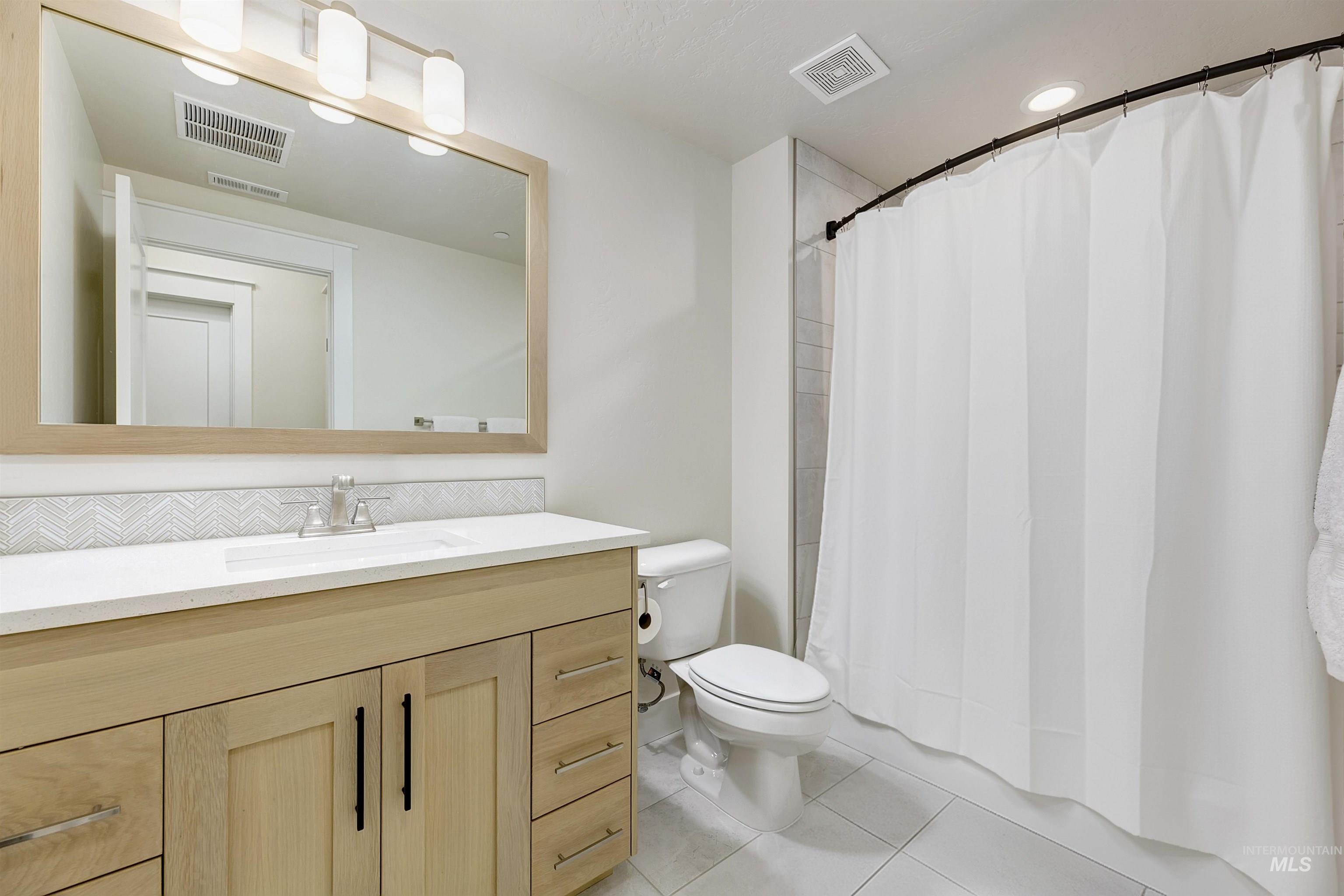 3552 E Asteroid Drive, Boise, Idaho 83712, 3 Bedrooms, 2.5 Bathrooms, Residential For Sale, Price $1,200,000, 98962263