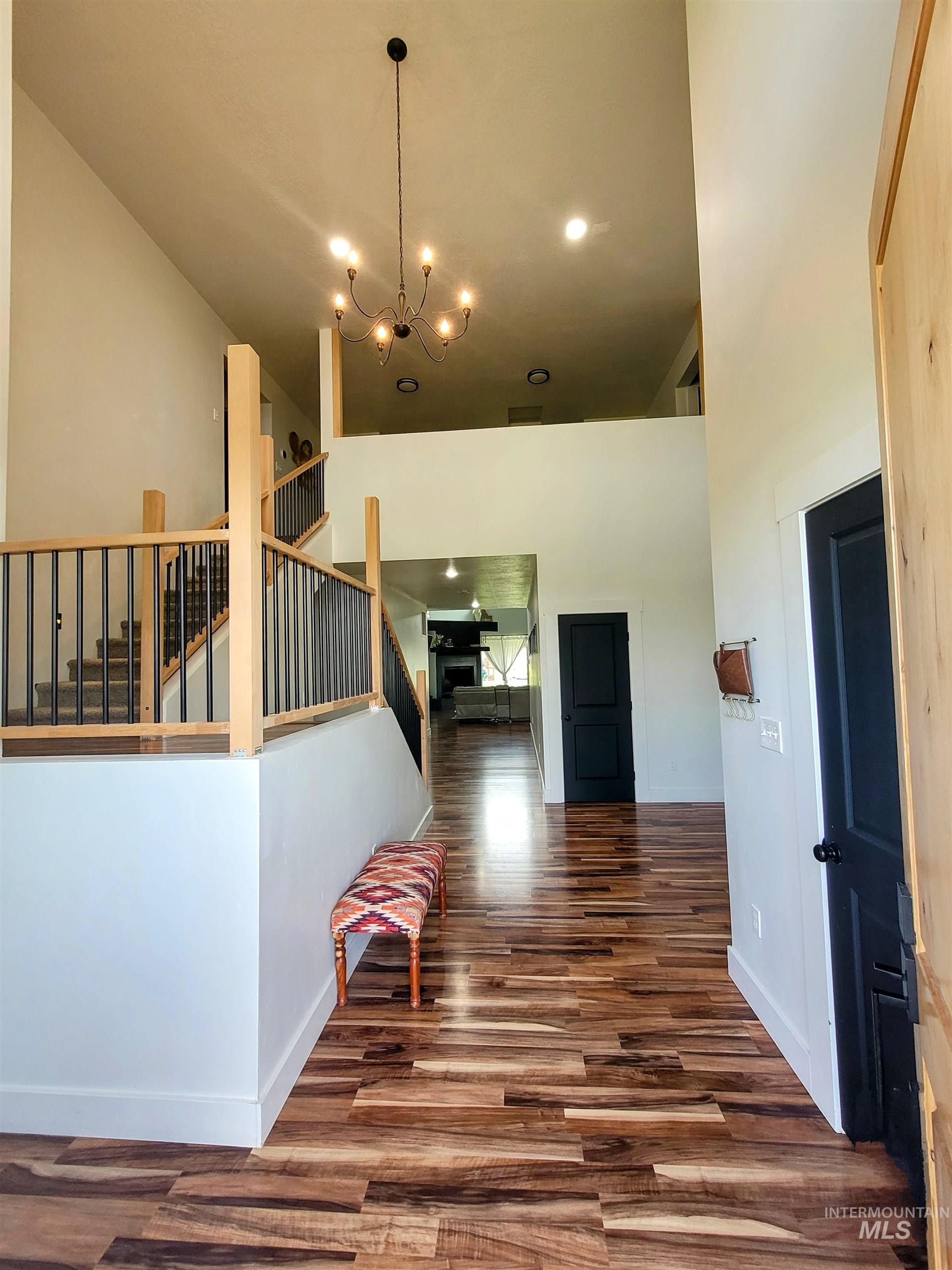 6141 E Toon Ln, Kuna, Idaho 83634, 7 Bedrooms, 5 Bathrooms, Residential For Sale, Price $995,000, 98962281