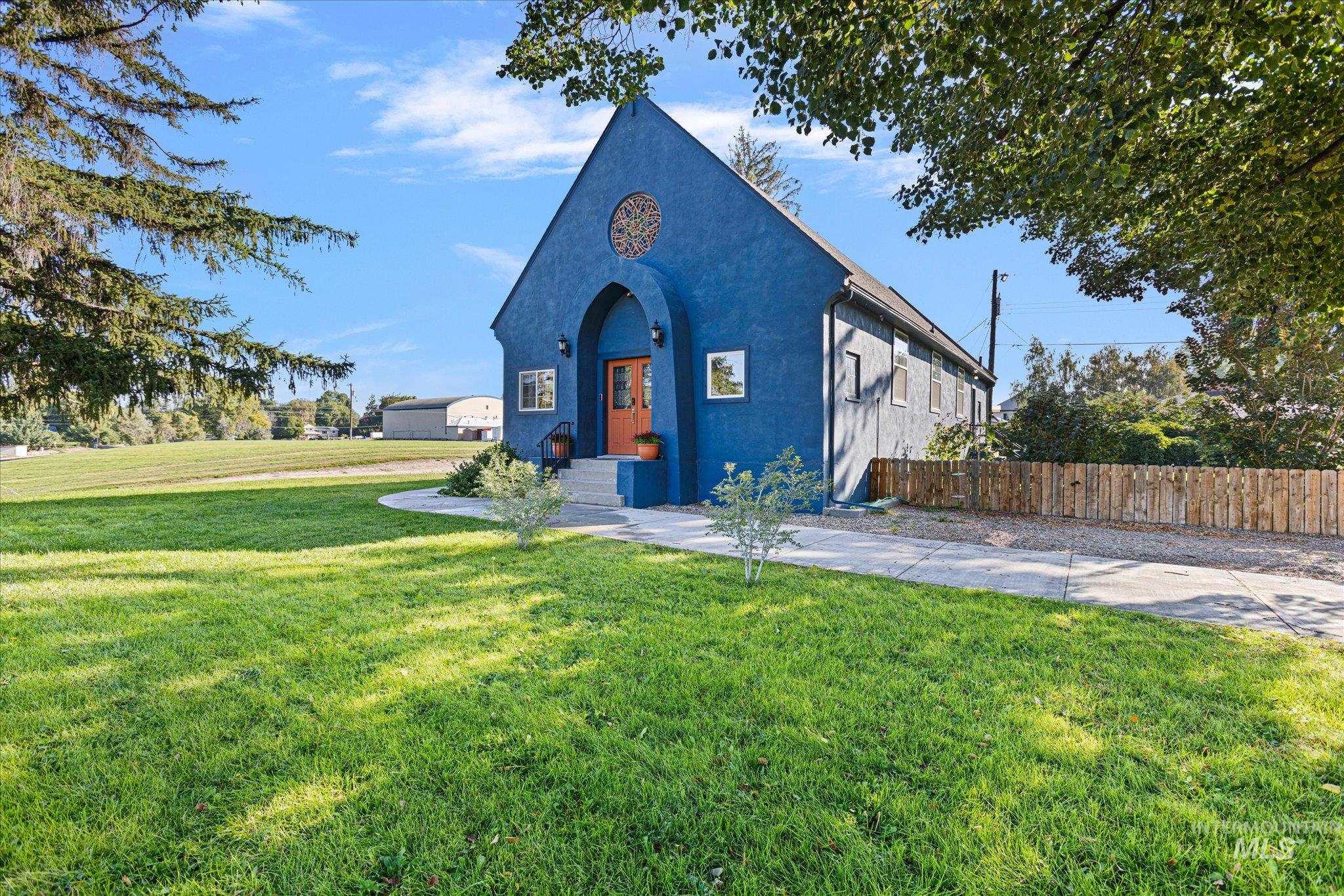 712 N 4th Street, Parma, Idaho 83660, 5 Bedrooms, 2 Bathrooms, Residential For Sale, Price $550,000, 98962286