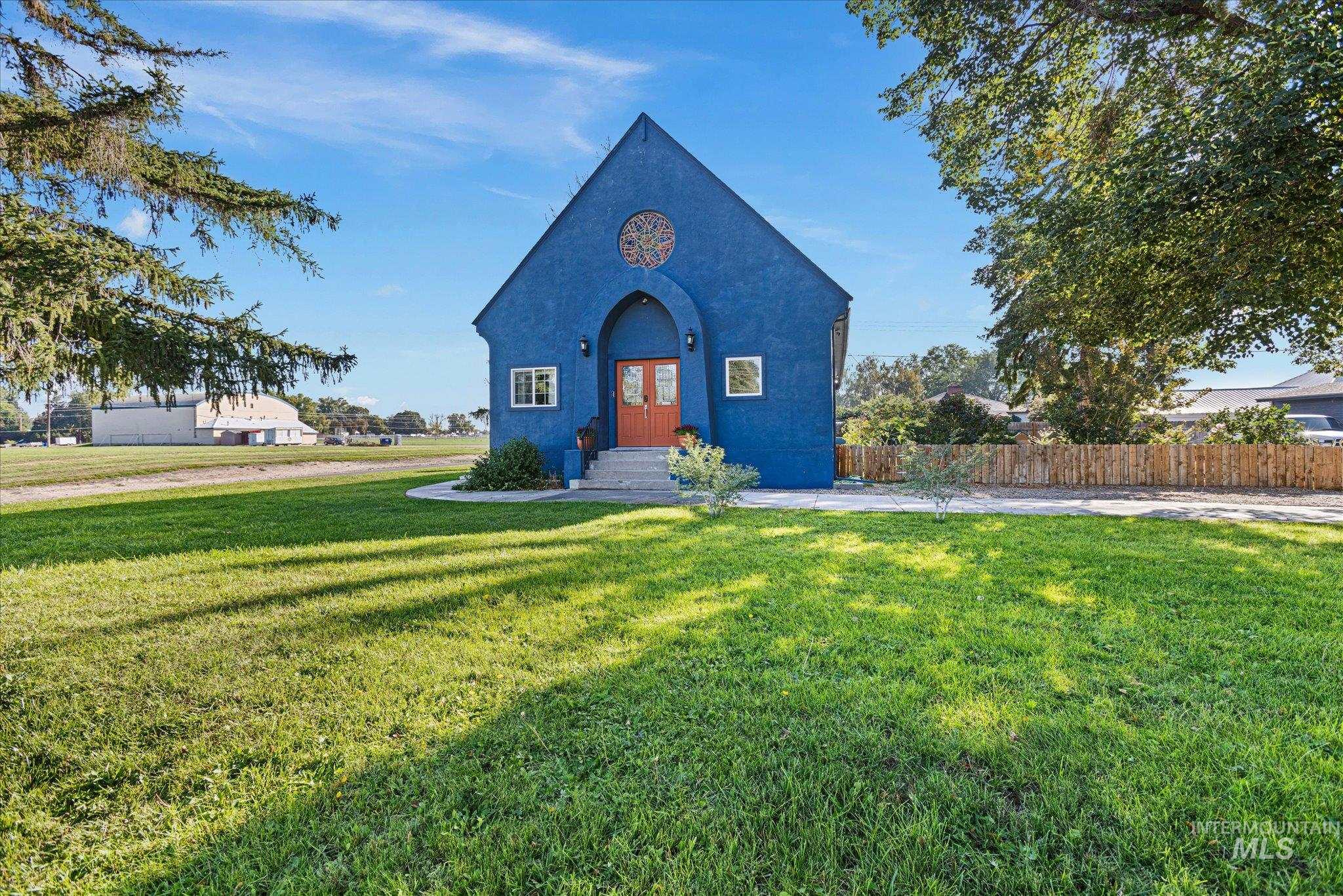 712 N 4th Street, Parma, Idaho 83660, 5 Bedrooms, 2 Bathrooms, Residential For Sale, Price $550,000, 98962286