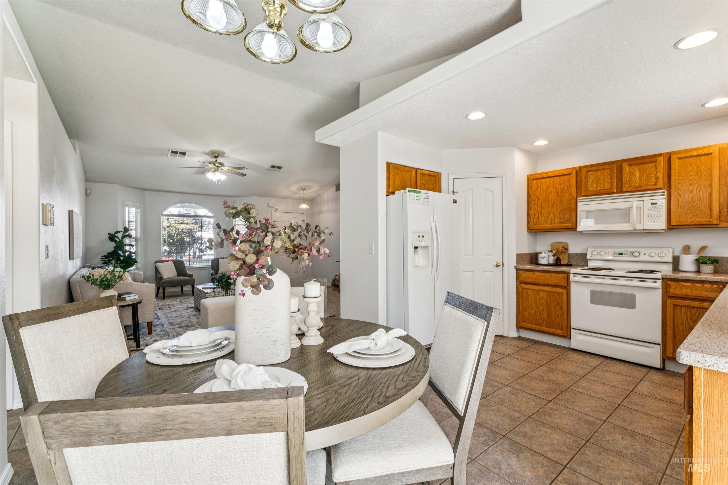 11577 Mount Hood, Nampa, Idaho 83651, 3 Bedrooms, 2 Bathrooms, Residential For Sale, Price $385,000, 98962289