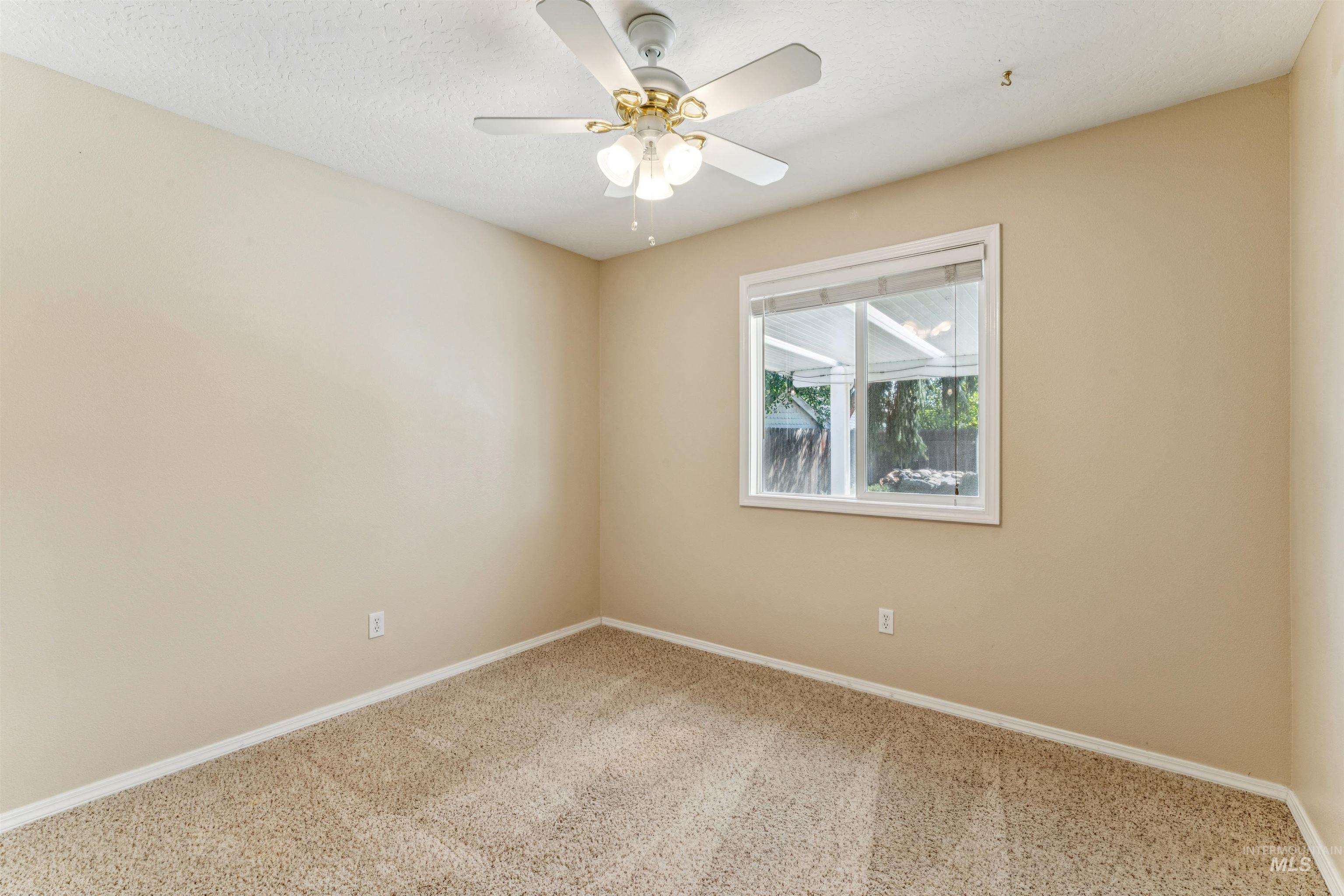 11577 Mount Hood, Nampa, Idaho 83651, 3 Bedrooms, 2 Bathrooms, Residential For Sale, Price $385,000, 98962289
