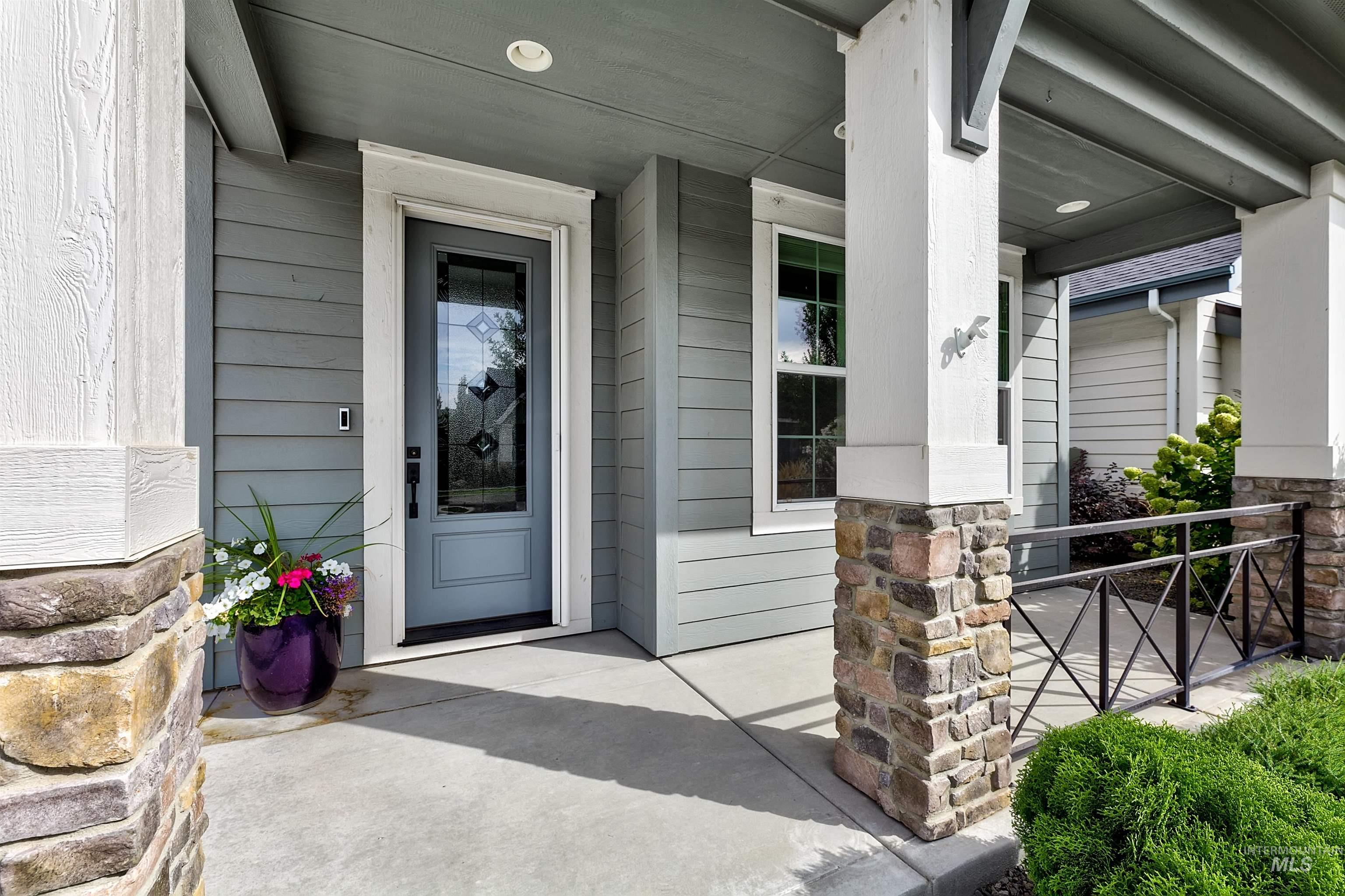 172 W Pavilion Ln, Meridian, Idaho 83646, 2 Bedrooms, 2 Bathrooms, Residential For Sale, Price $599,900, 98962293