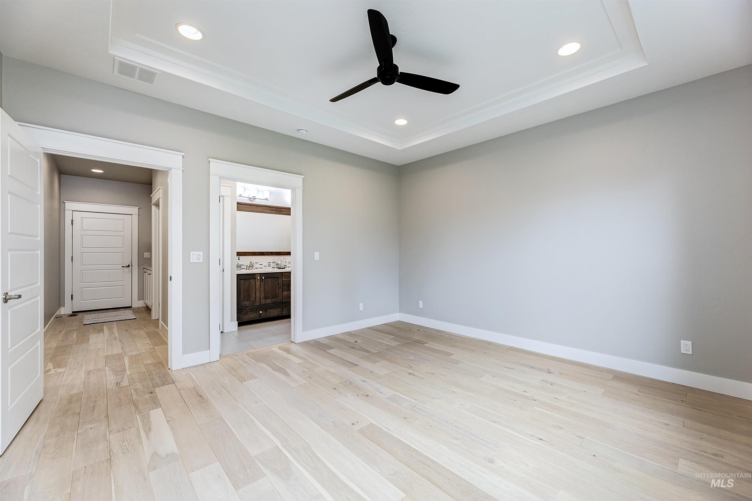 172 W Pavilion Ln, Meridian, Idaho 83646, 2 Bedrooms, 2 Bathrooms, Residential For Sale, Price $599,900, 98962293