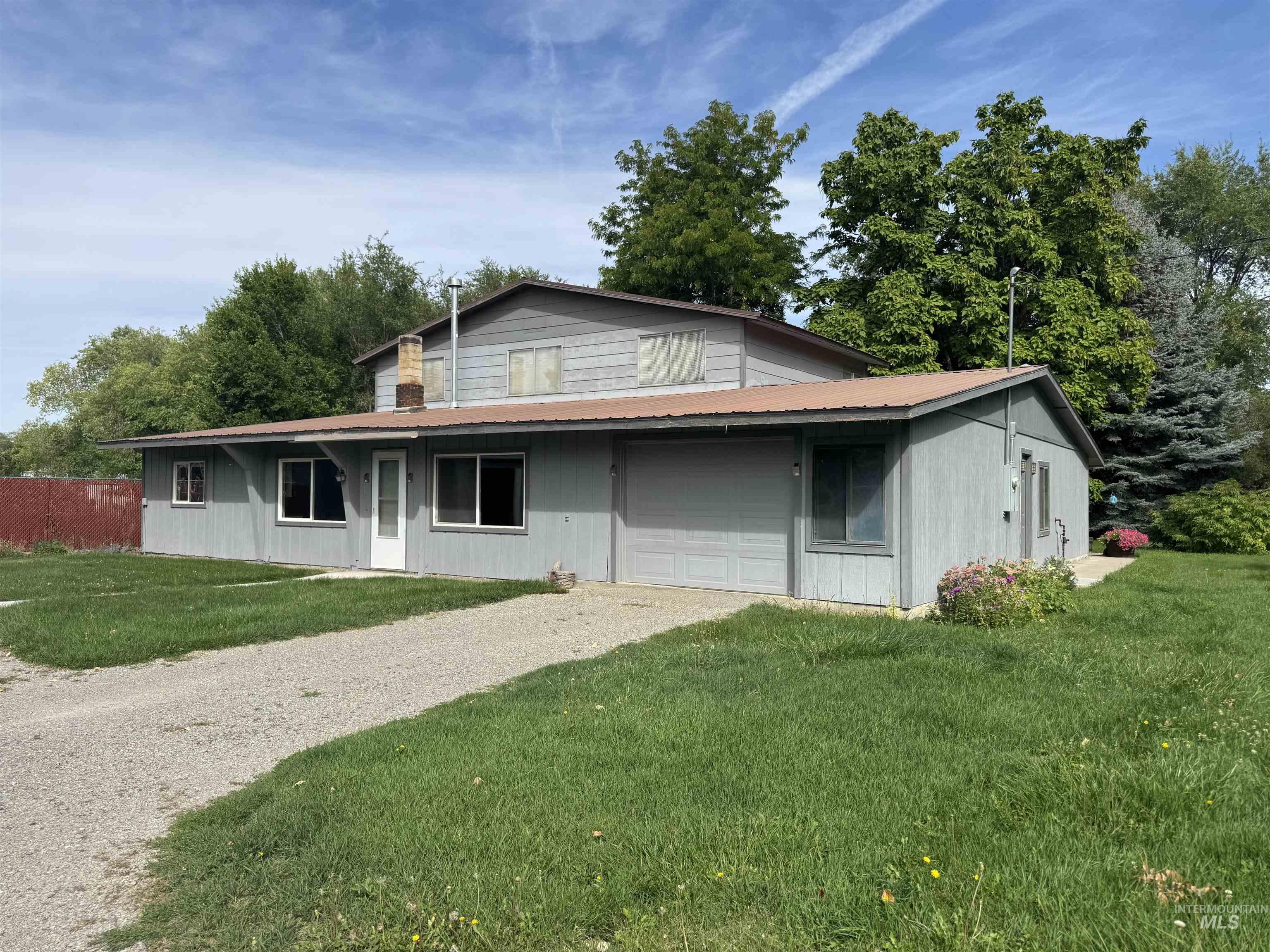 811 N 1275 E, Richfield, Idaho 83349, 3 Bedrooms, 1 Bathroom, Residential For Sale, Price $220,000, 98962304