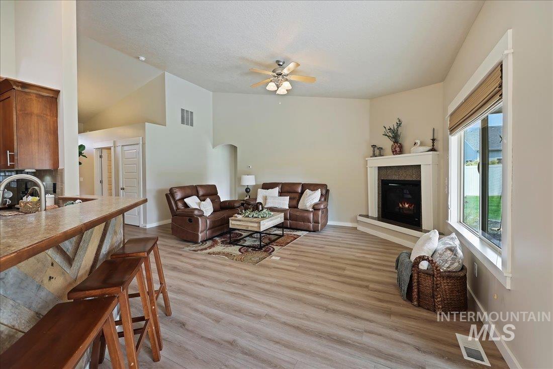 1914 S Sandcrest Way, Nampa, Idaho 83686-9679, 3 Bedrooms, 2 Bathrooms, Residential For Sale, Price $415,000, 98962307
