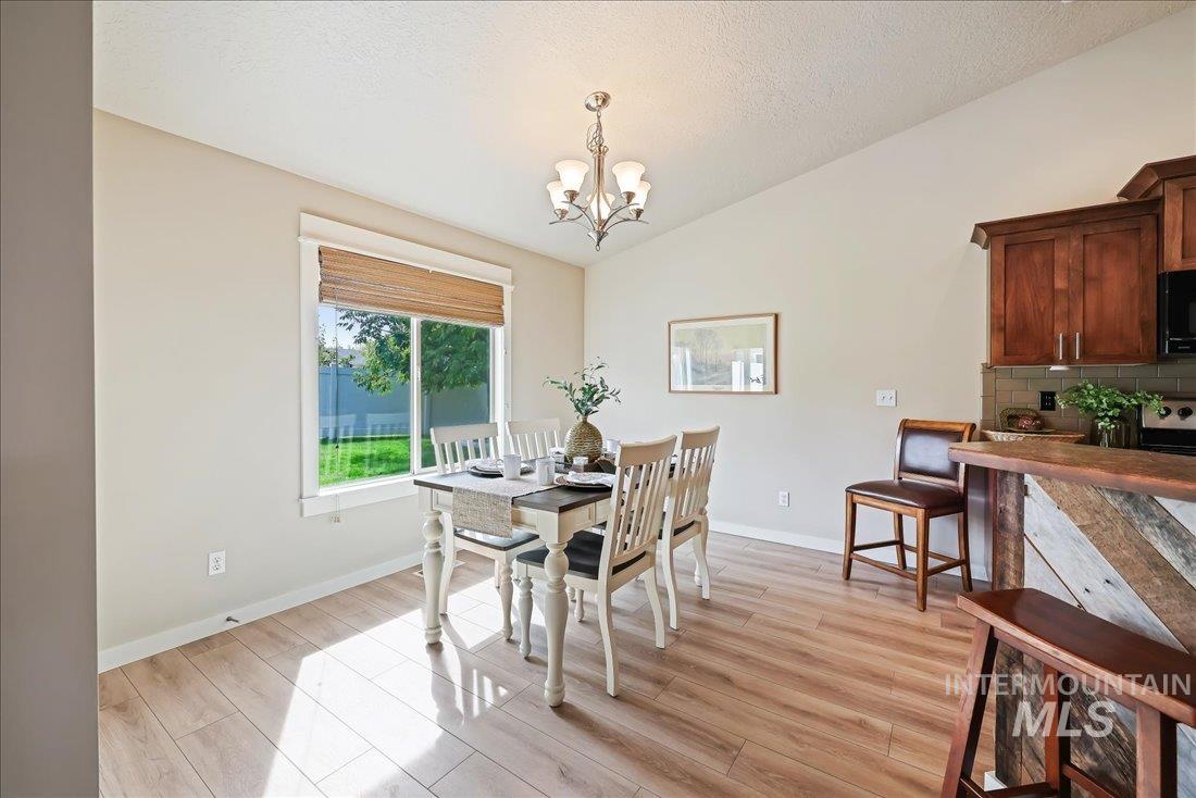 1914 S Sandcrest Way, Nampa, Idaho 83686-9679, 3 Bedrooms, 2 Bathrooms, Residential For Sale, Price $415,000, 98962307